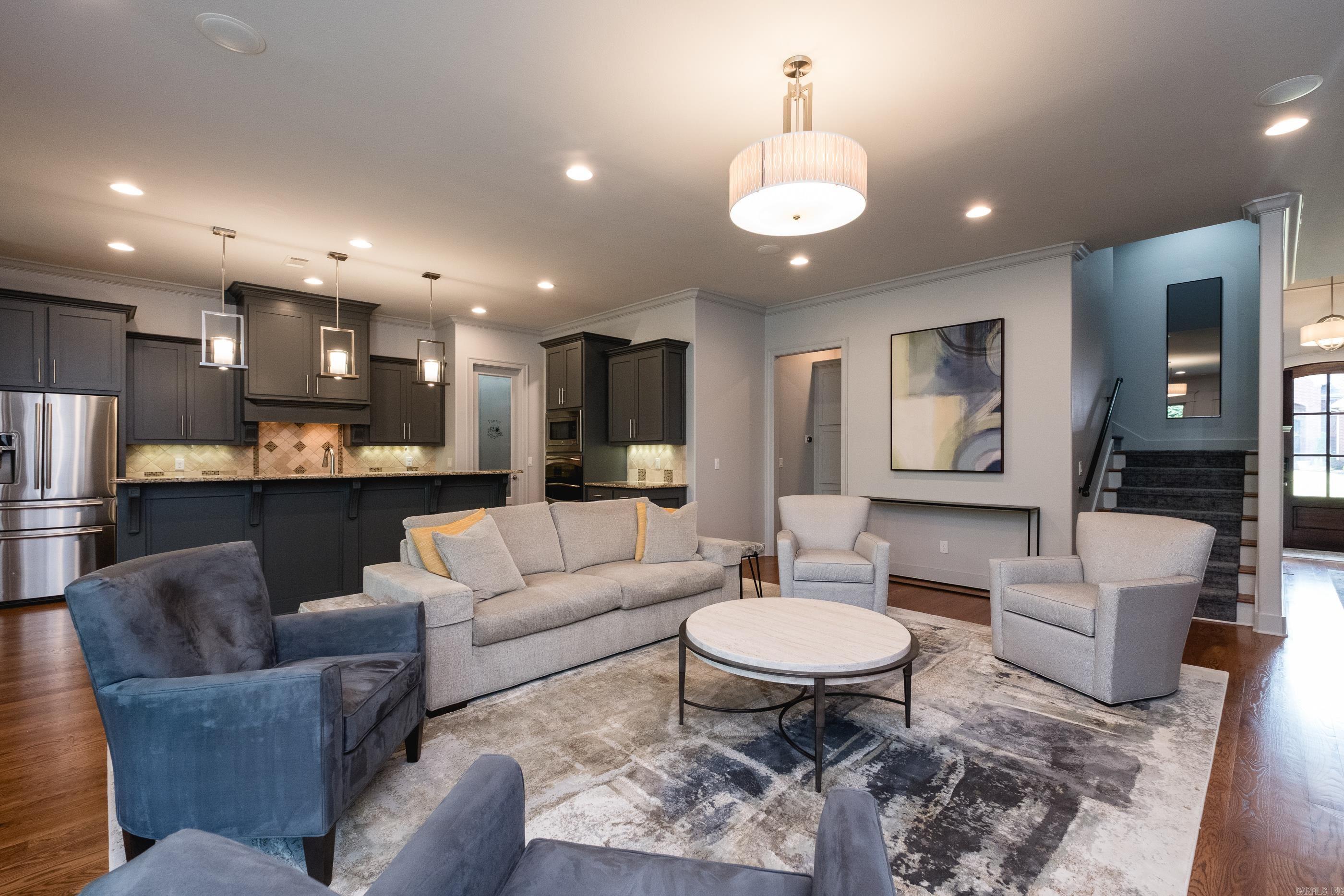 CHENAL VALLEY "MIRAMAR PLACE" - Residential