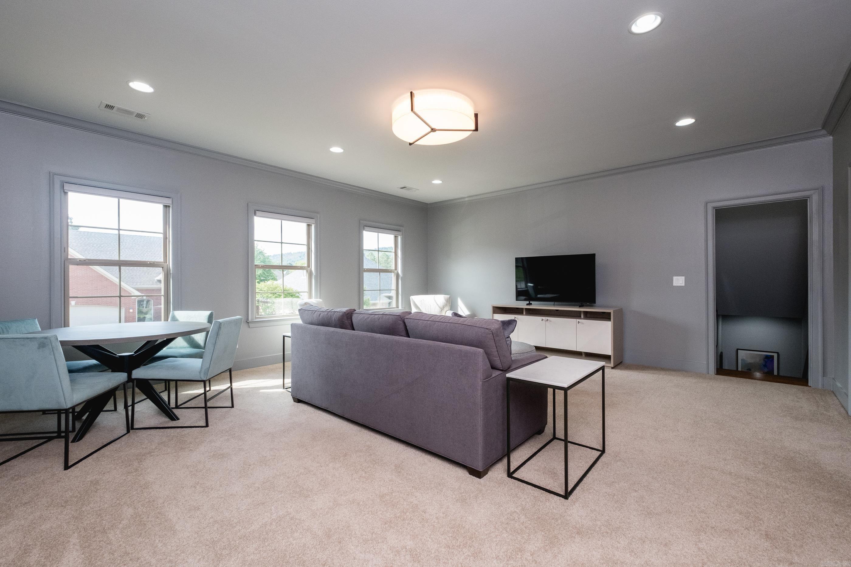 CHENAL VALLEY "MIRAMAR PLACE" - Residential