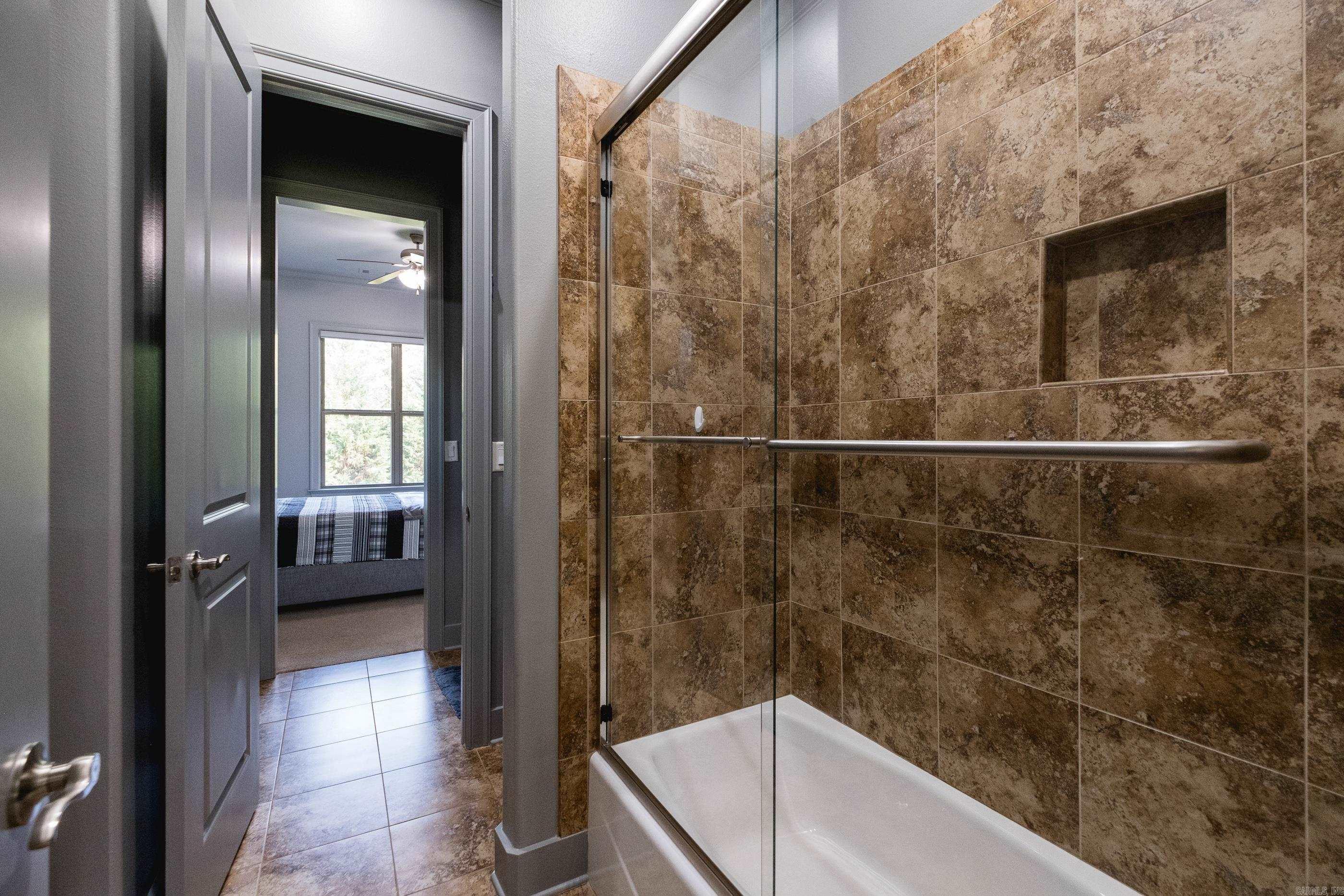 CHENAL VALLEY "MIRAMAR PLACE" - Residential