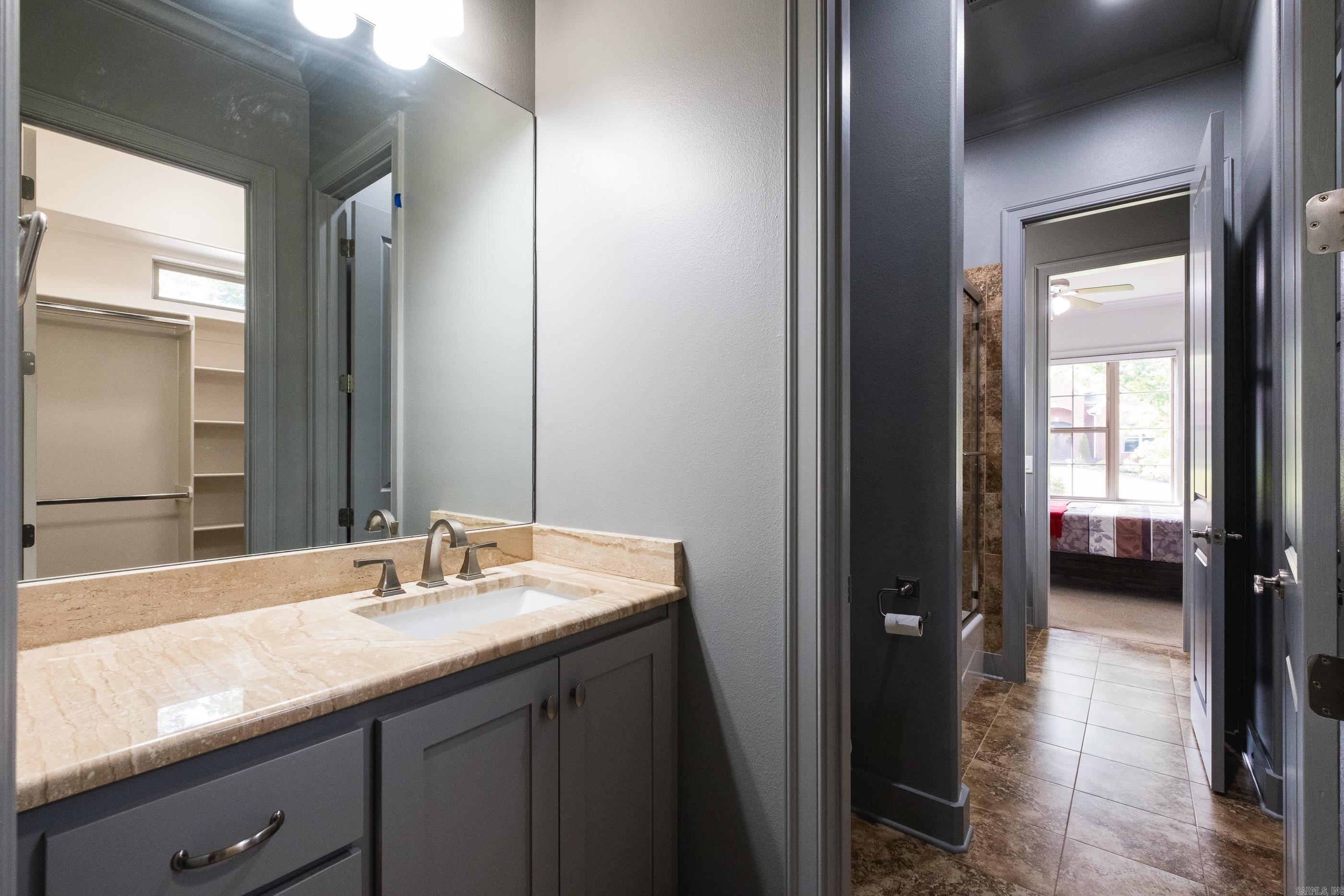 CHENAL VALLEY "MIRAMAR PLACE" - Residential
