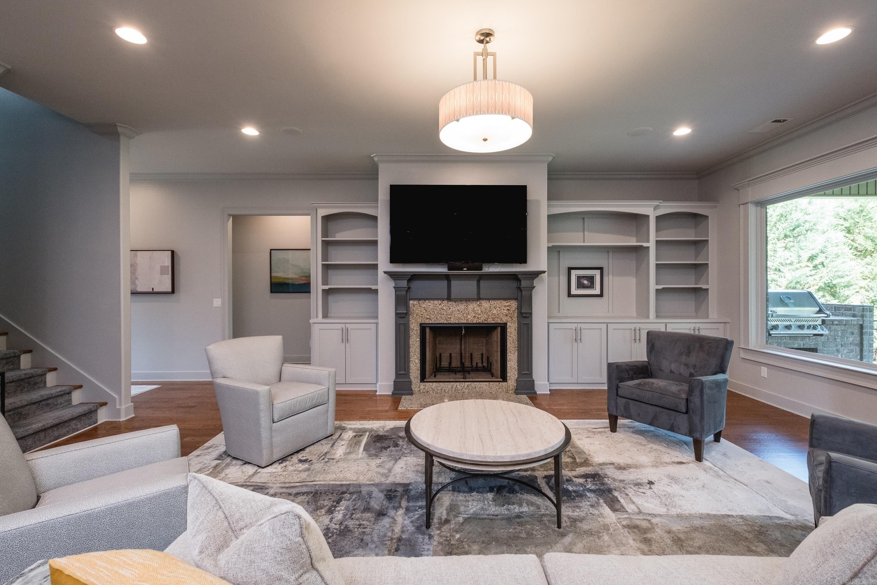 CHENAL VALLEY "MIRAMAR PLACE" - Residential