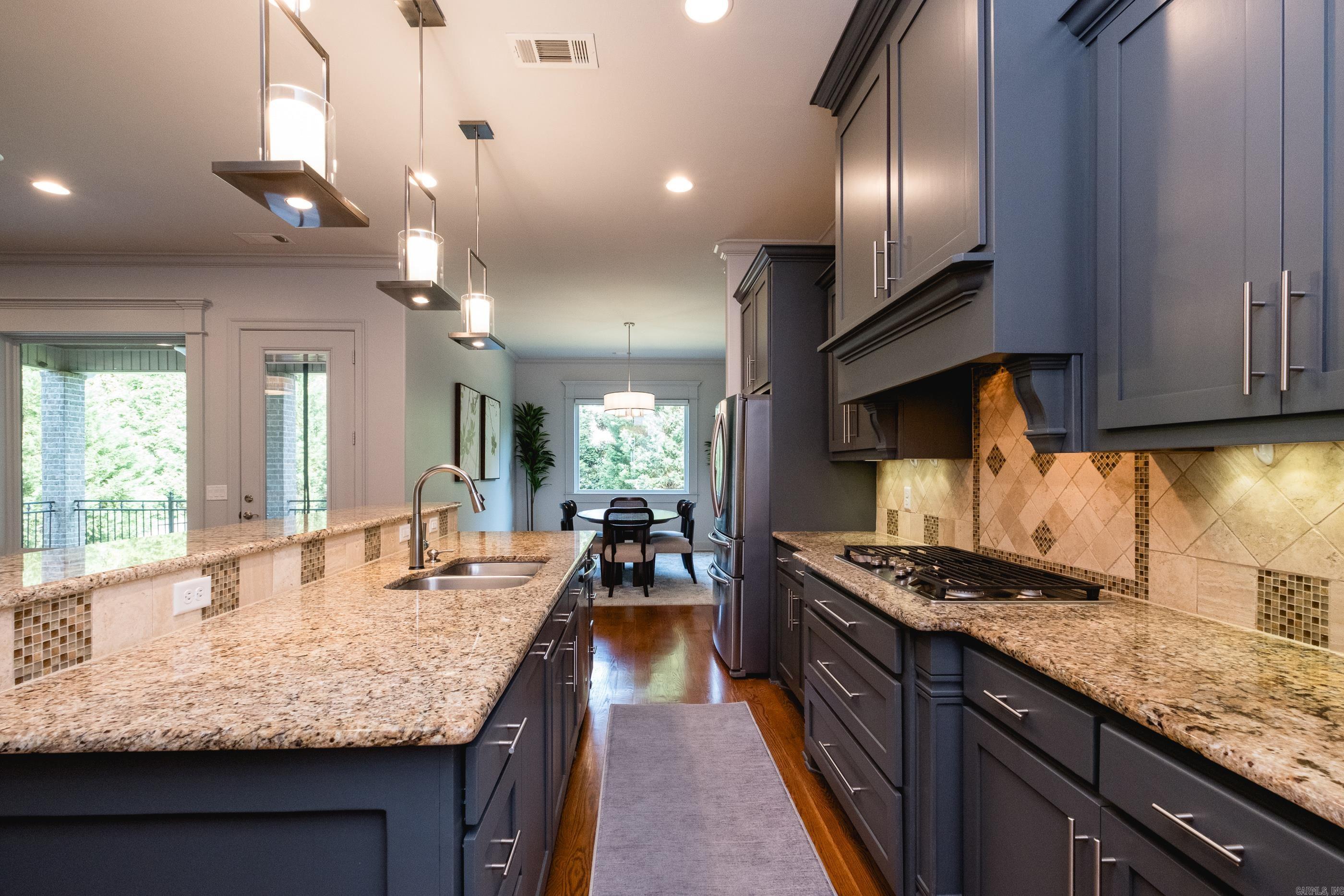 CHENAL VALLEY "MIRAMAR PLACE" - Residential