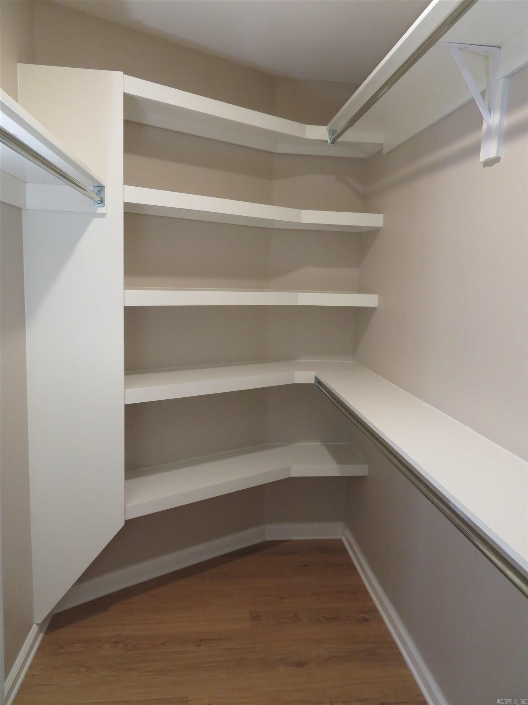 LEEWOOD ADDN - Residential