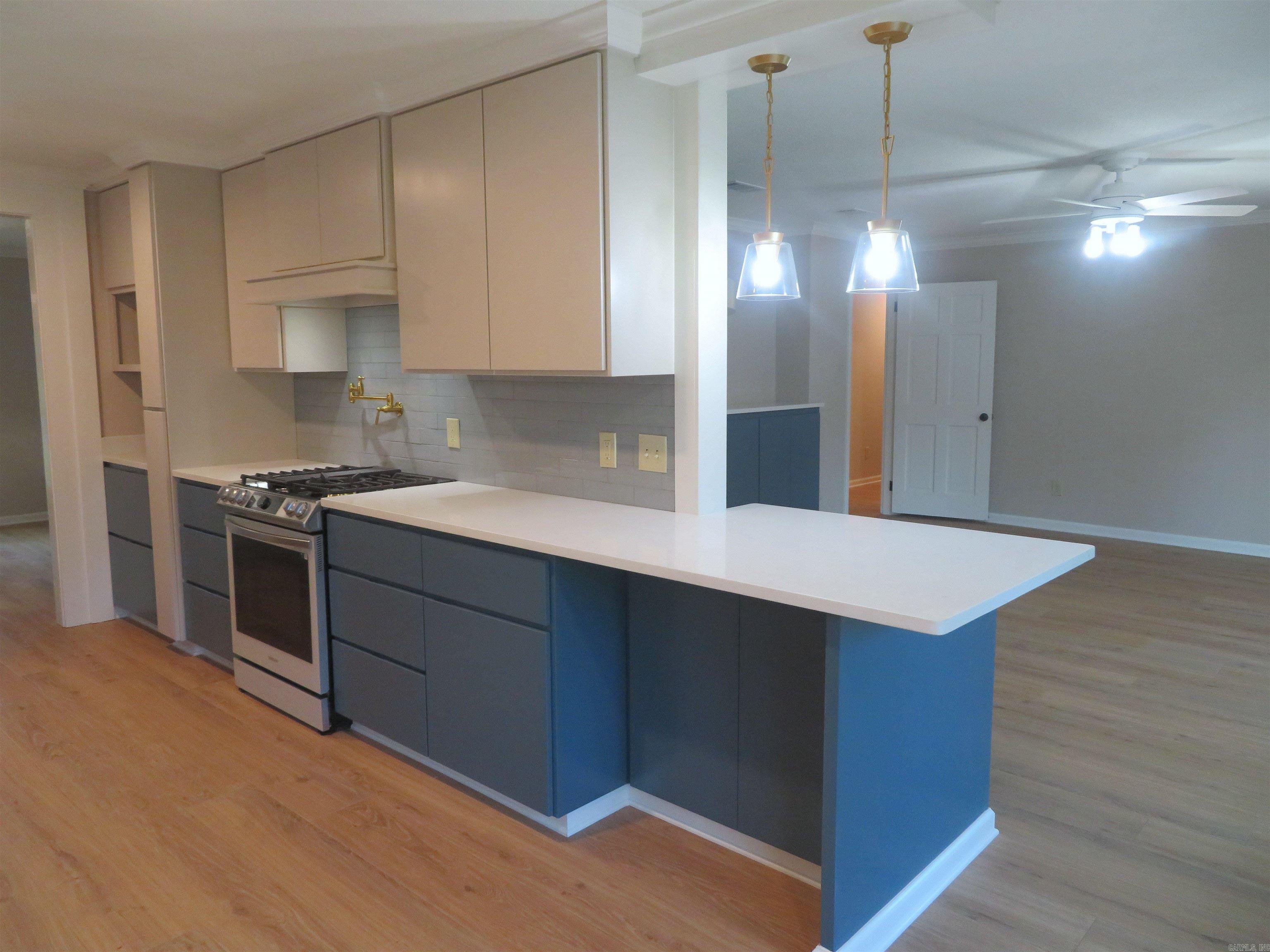 LEEWOOD ADDN - Residential