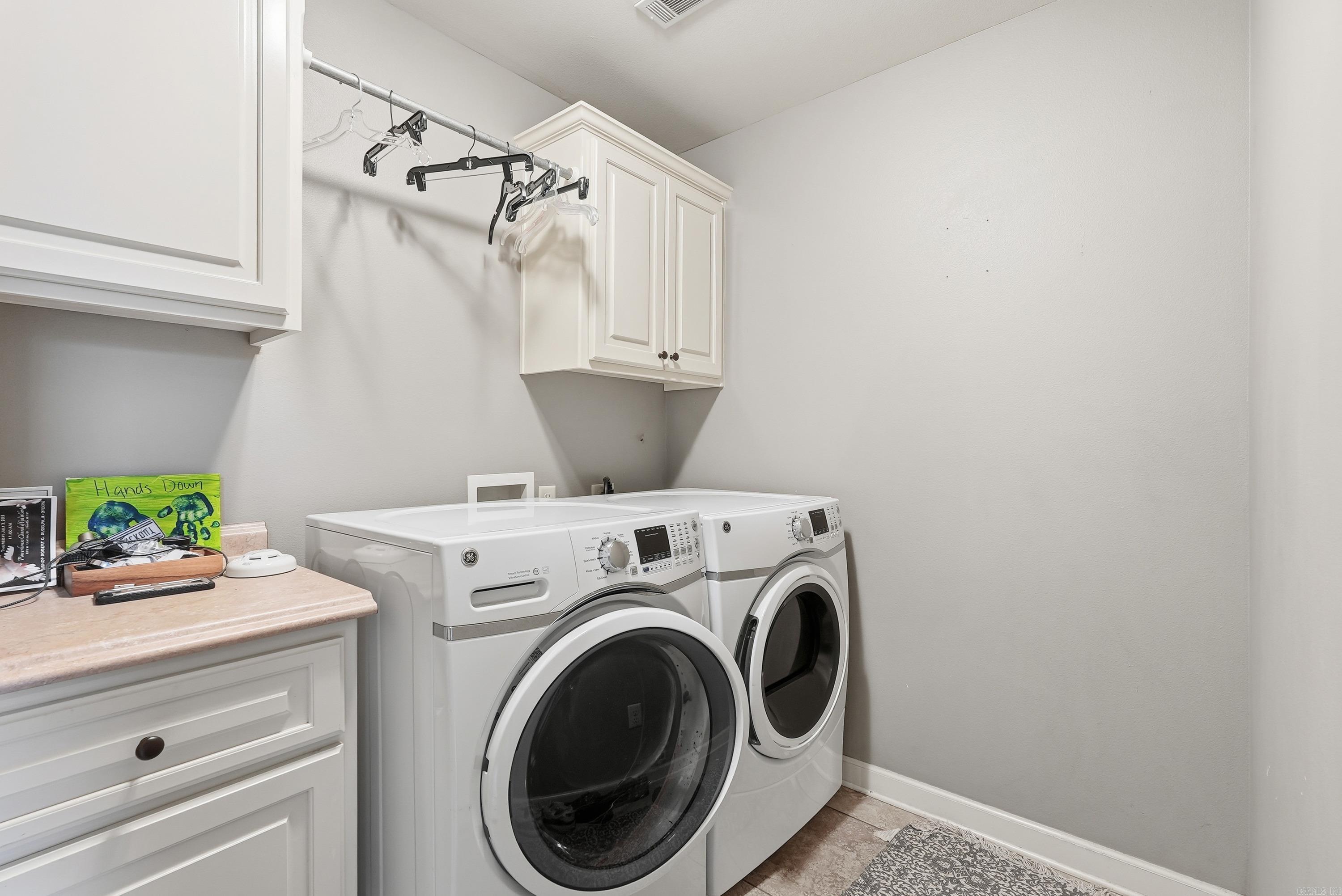 COUNTRY CLUB OF AR-QUARTERS ADDN - Residential