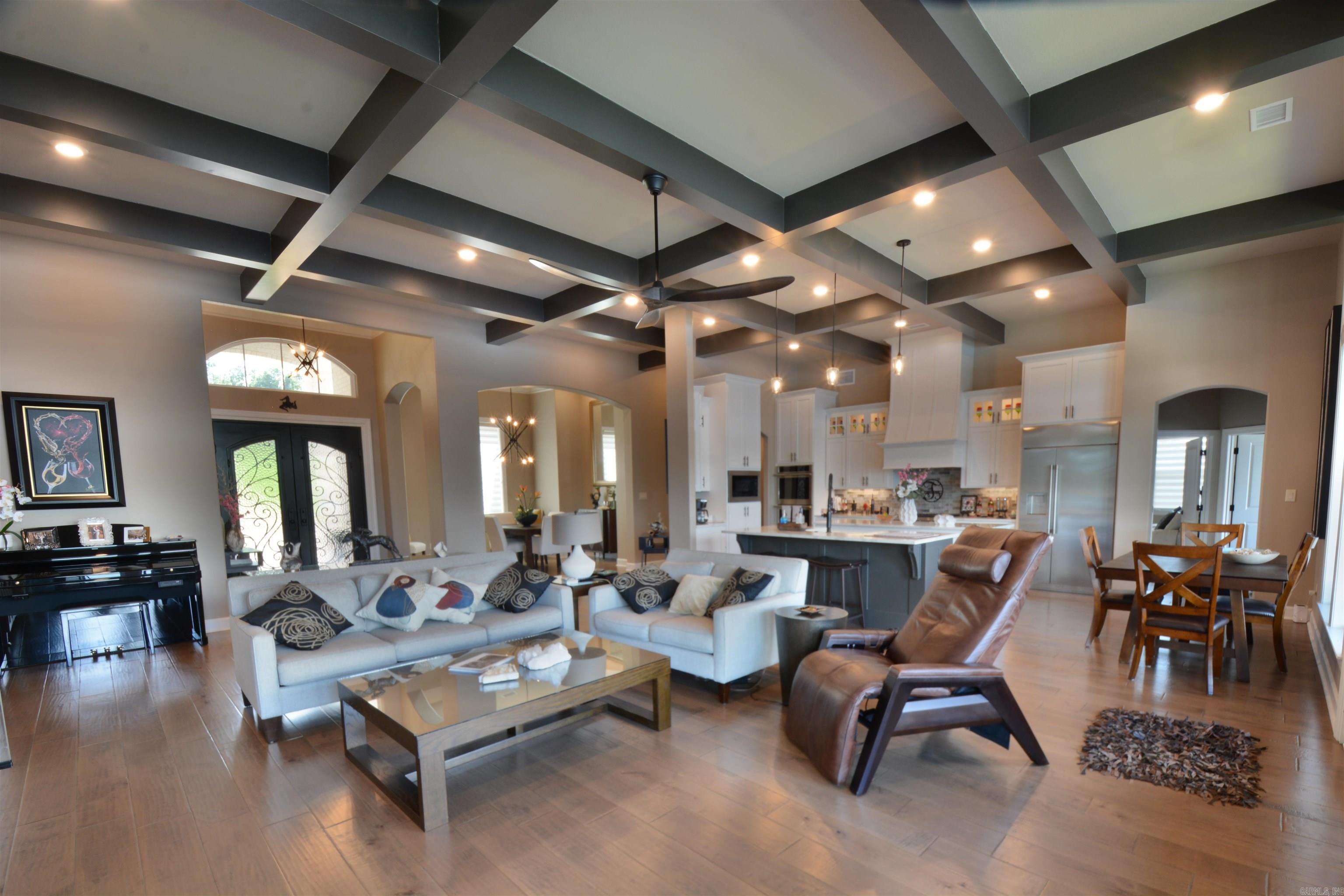 VANCE LAKE - Residential