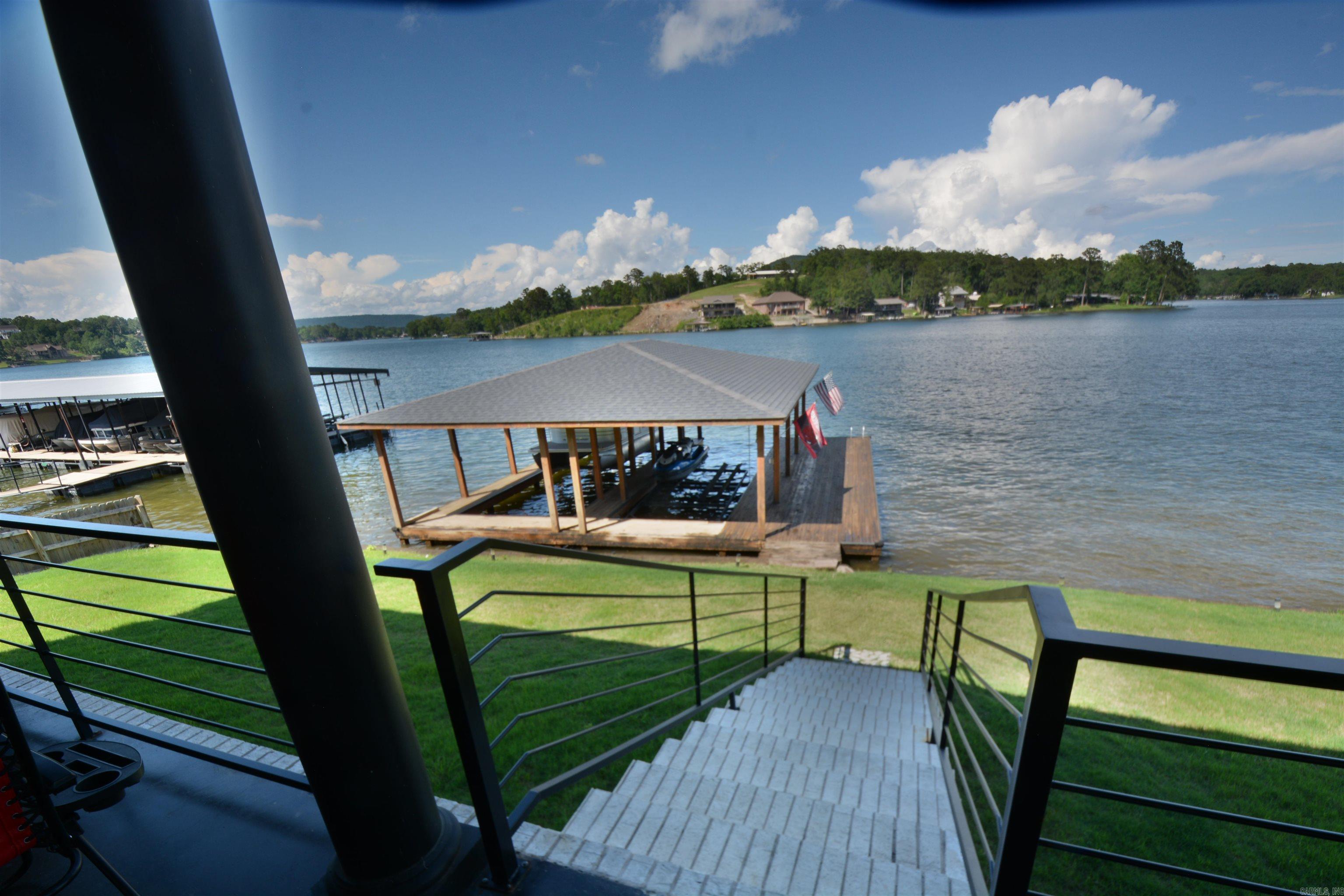 VANCE LAKE - Residential
