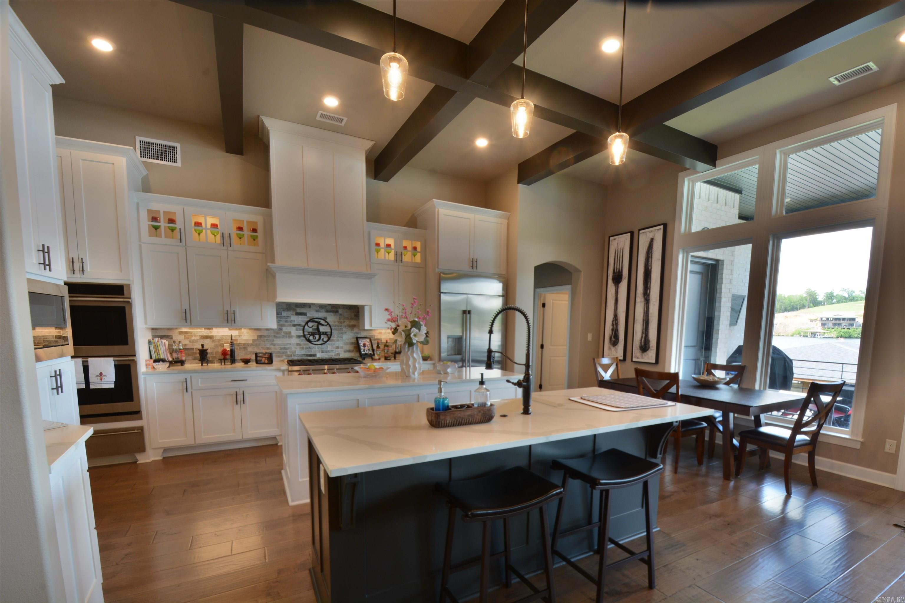 VANCE LAKE - Residential