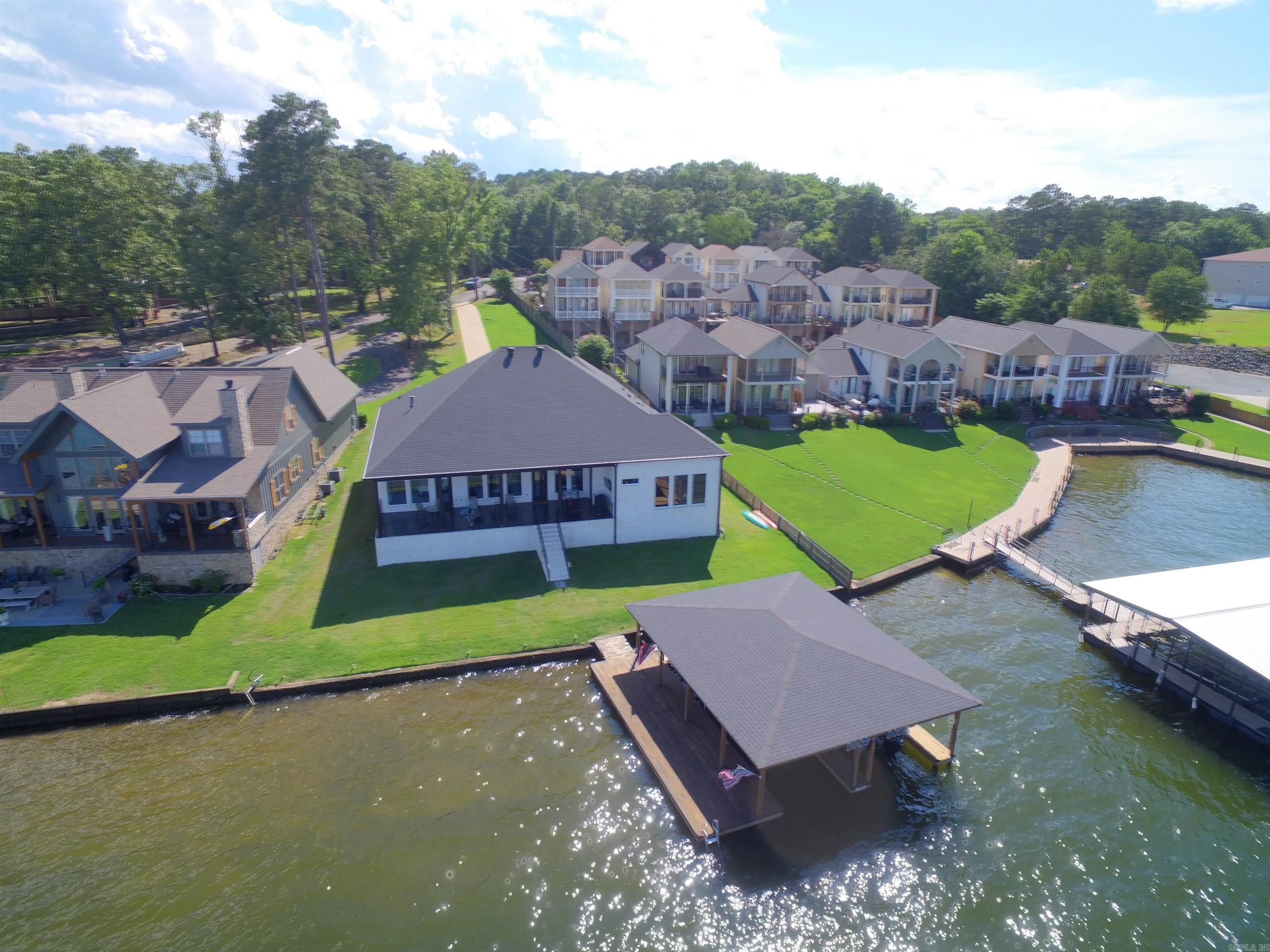 VANCE LAKE - Residential
