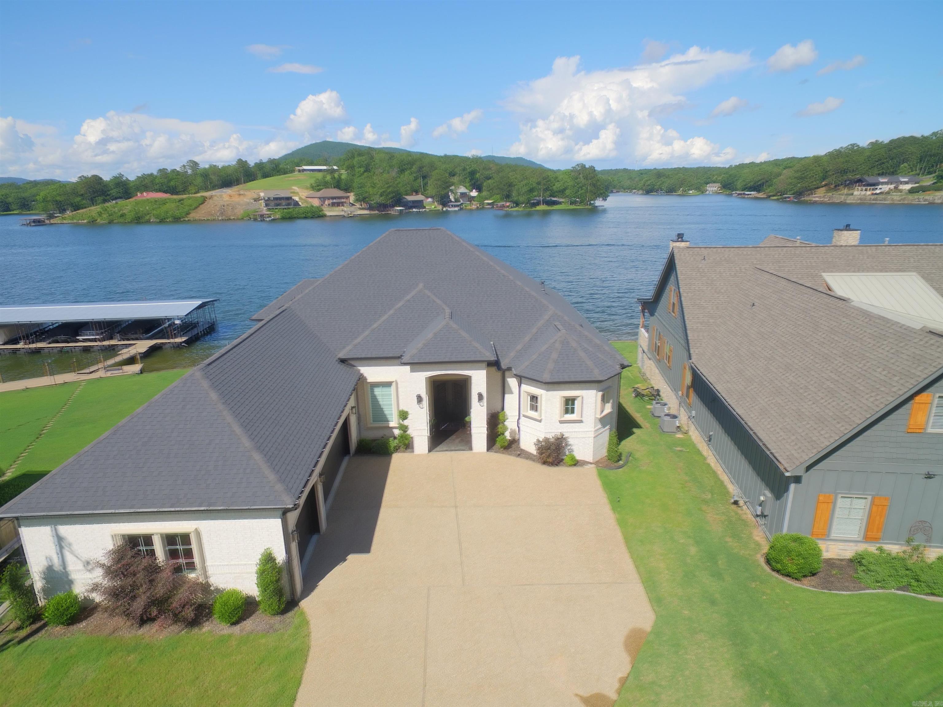 VANCE LAKE - Residential