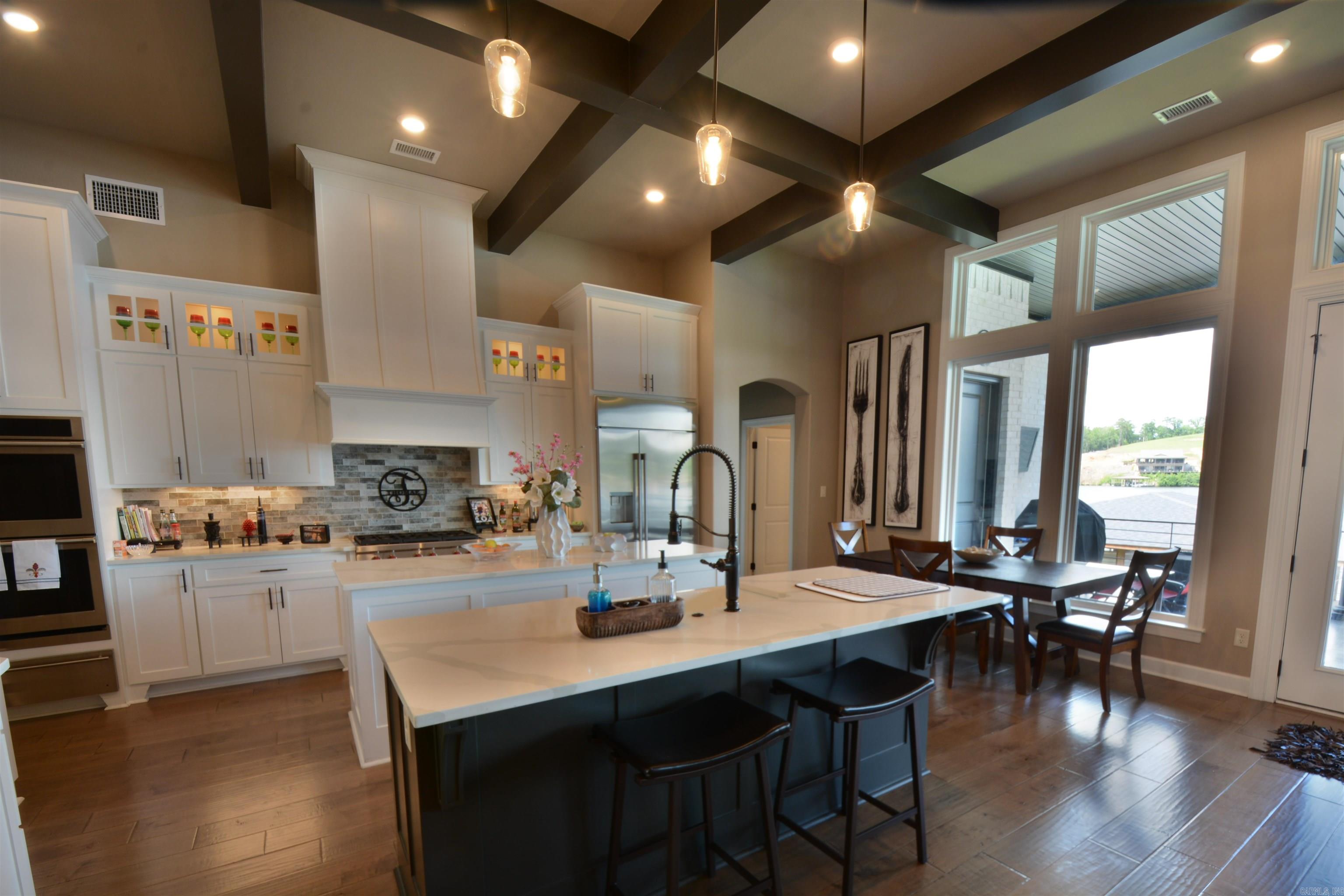 VANCE LAKE - Residential