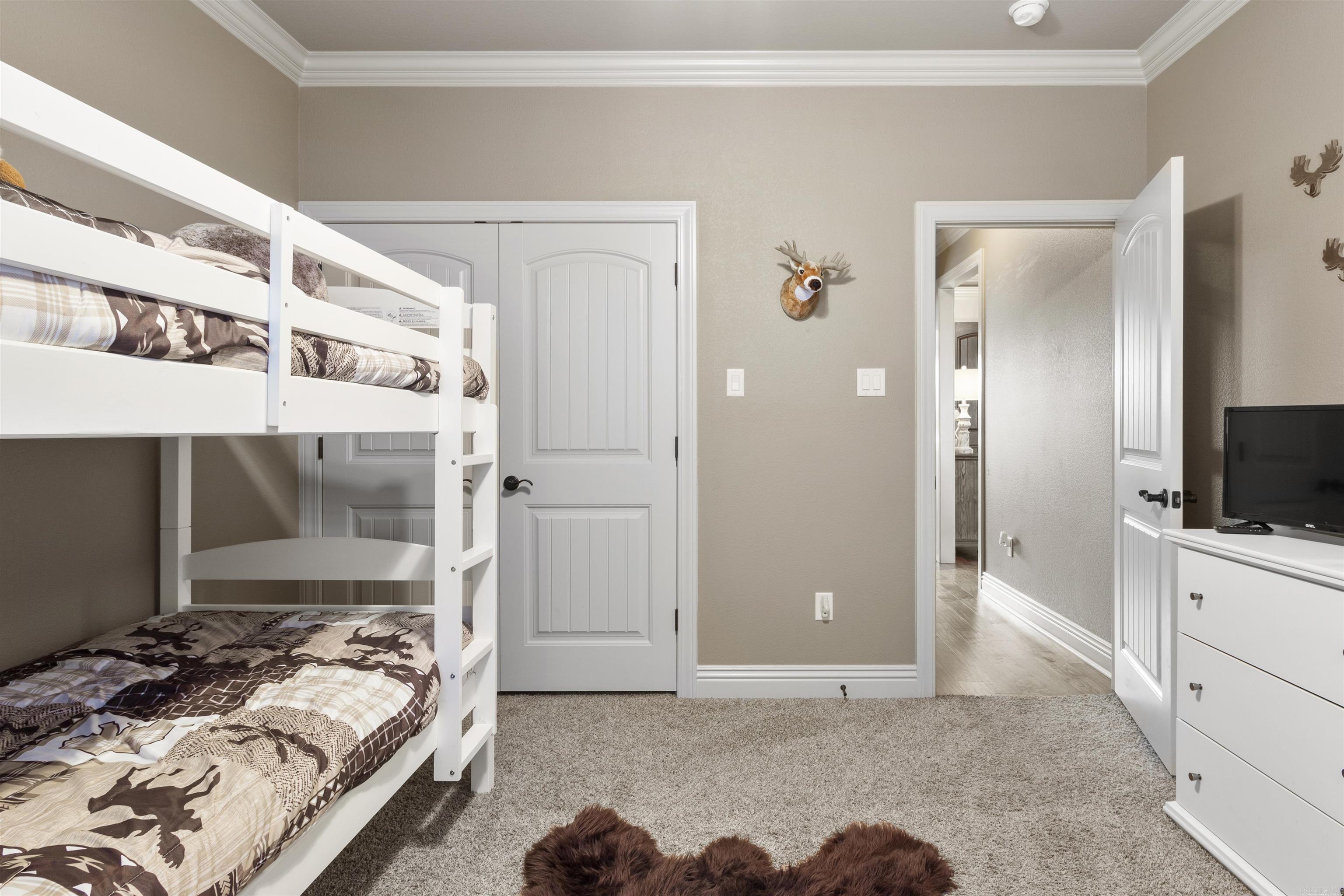 COUNTRY CLUB OF ARK THE - Residential