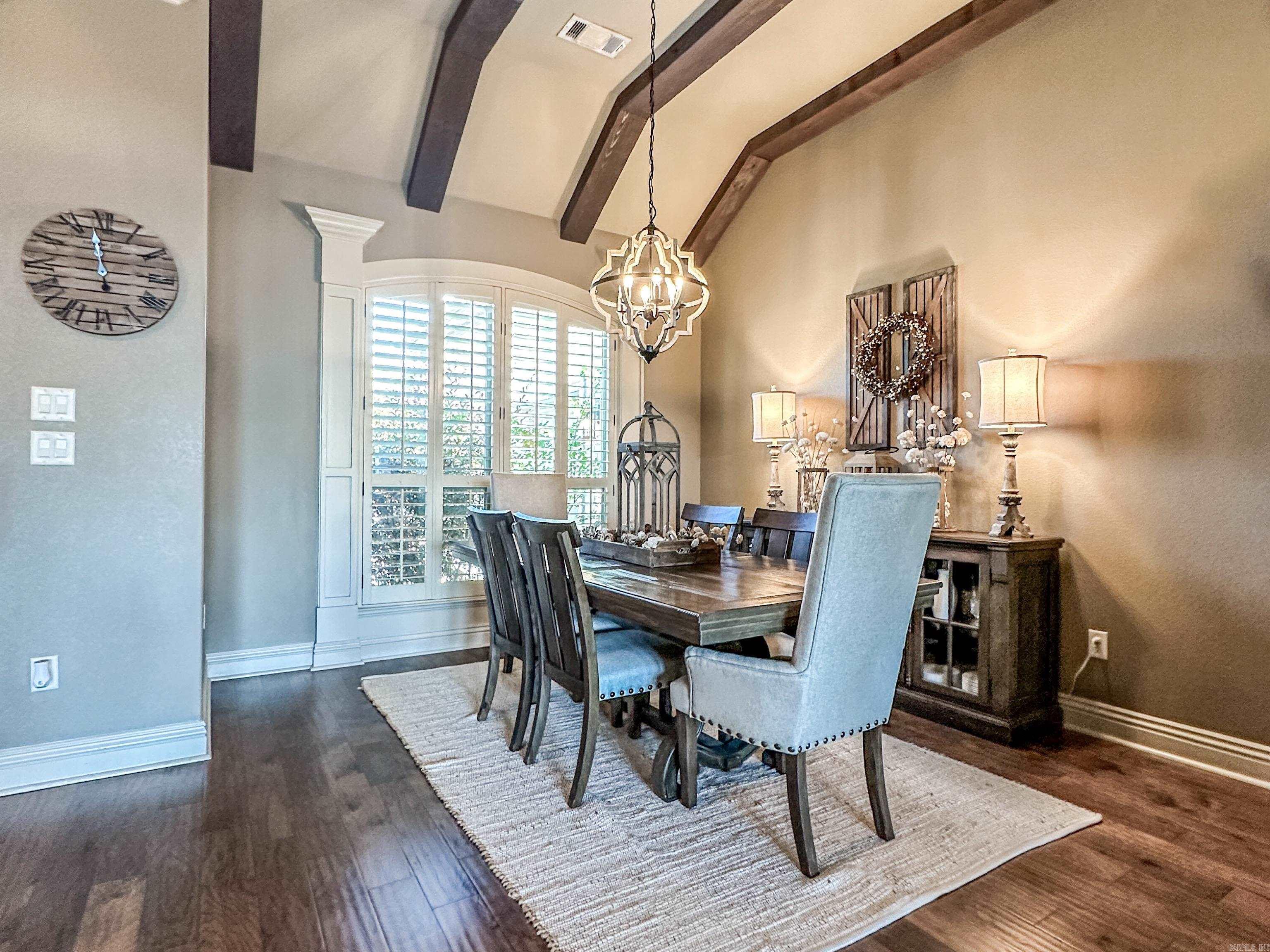 COUNTRY CLUB OF ARK THE - Residential