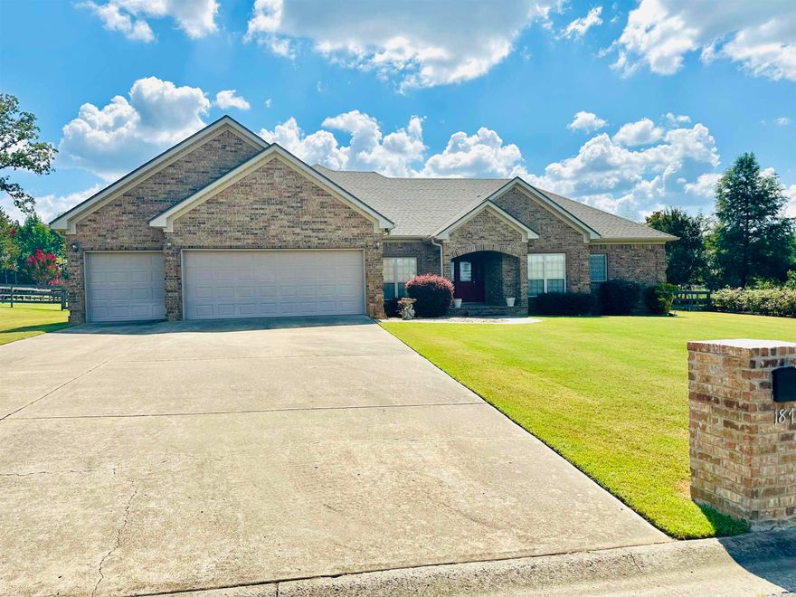 This beautifully maintained 3-bedroom, 2.5-bath home in the highly desirable River Plantation neighborhood offers the perfect blend of comfort and style. Step into a spacious, light-filled layout featuring a dedicated home office—ideal for remote work or a quiet study space.    Enjoy the outdoors year-round from the screened-in back porch, perfect for morning coffee or evening relaxation. Inside, the open floor plan flows effortlessly, making entertaining easy with a well-appointed kitchen and generous living areas.  Nestled in a peaceful community just minutes from the river and I-40, this home offers both tranquility and convenience. Don’t miss the opportunity to make this one yours!