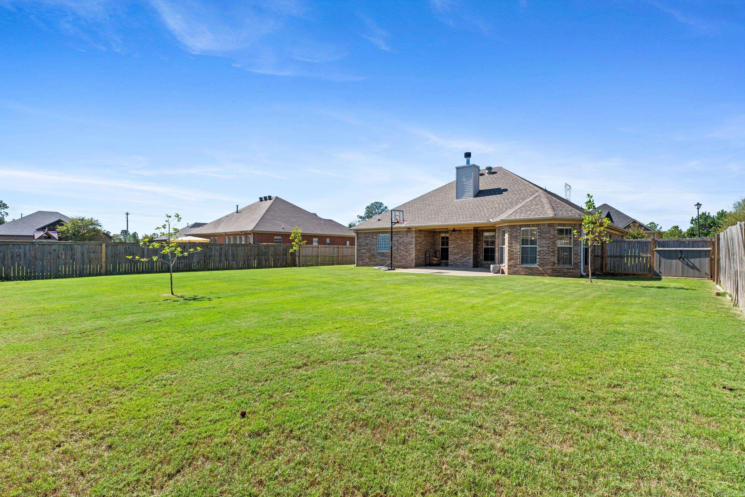 CHAPEL CREEK - Residential