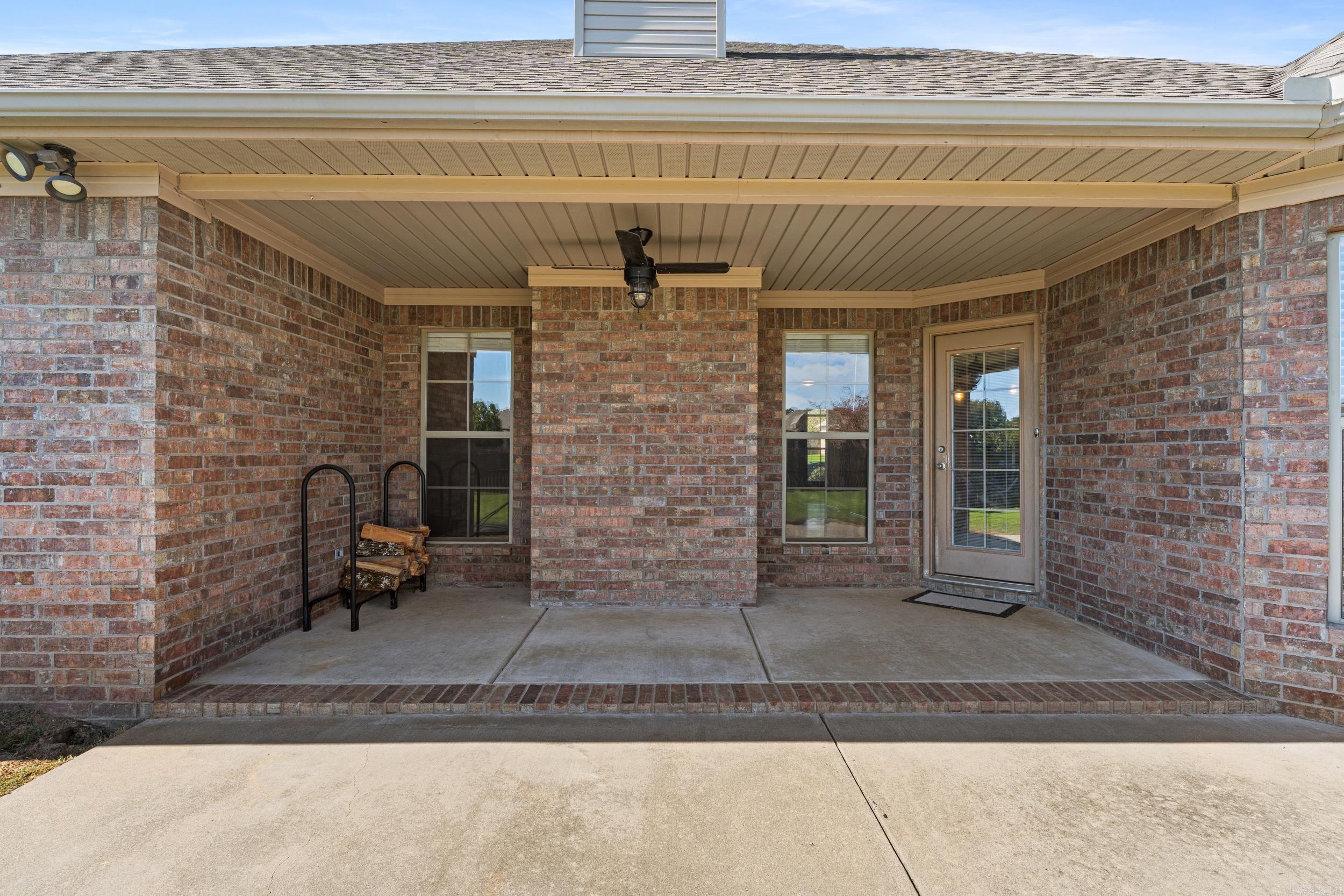 CHAPEL CREEK - Residential