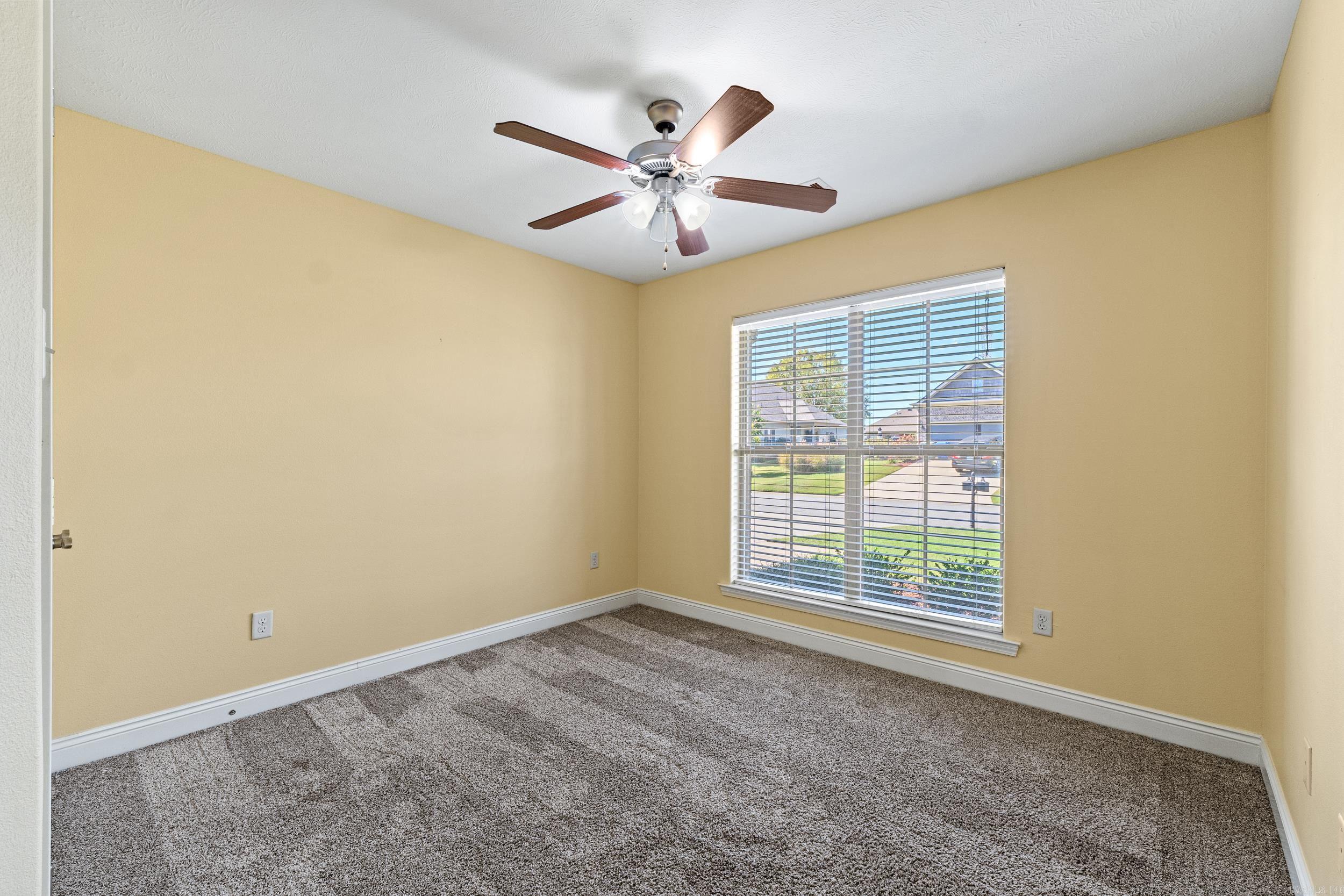 CHAPEL CREEK - Residential