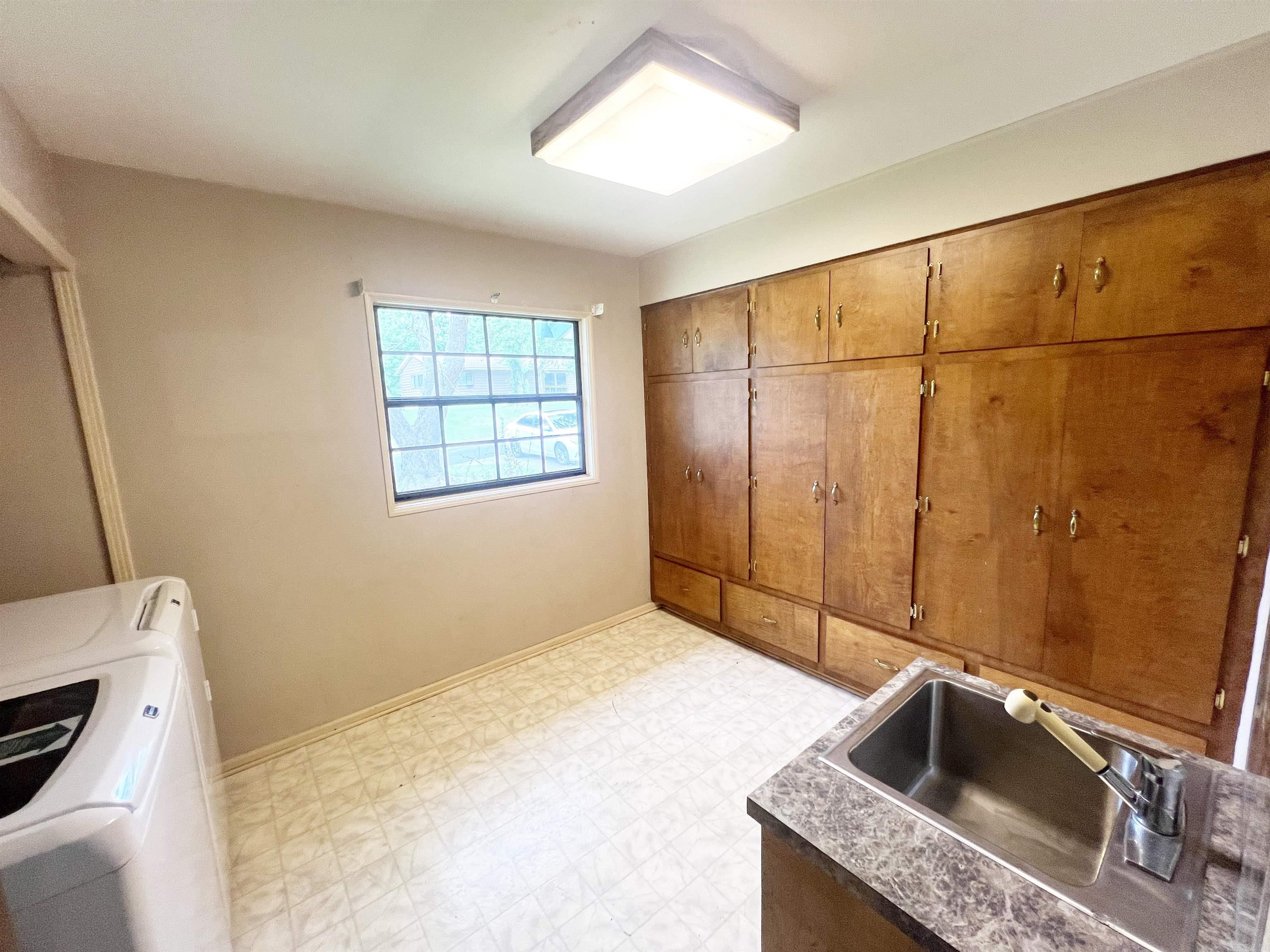 MEADOWCLIFF - Residential