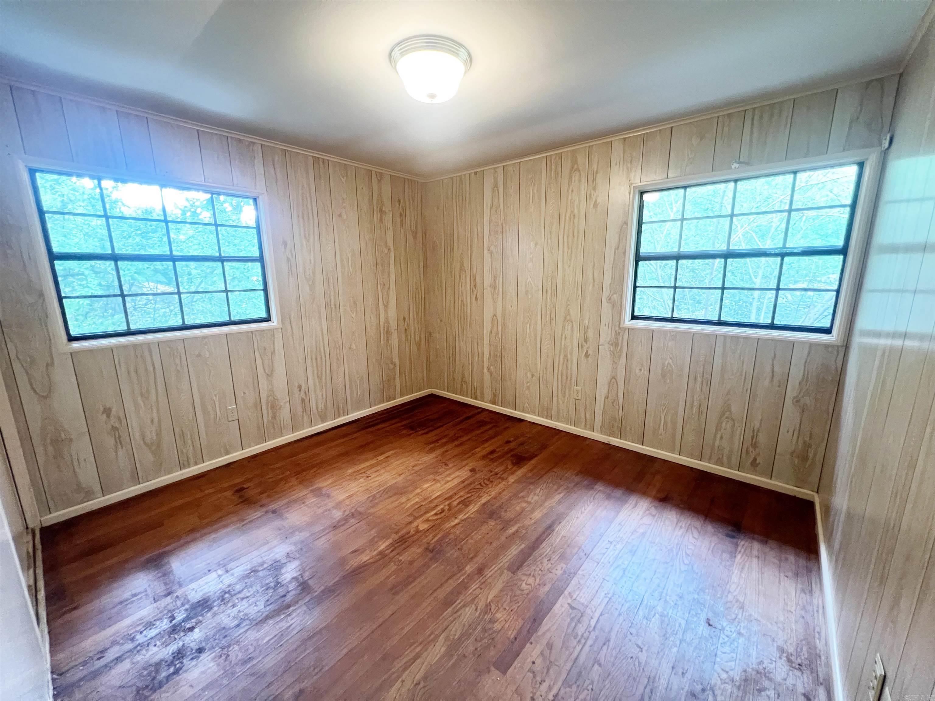 MEADOWCLIFF - Residential