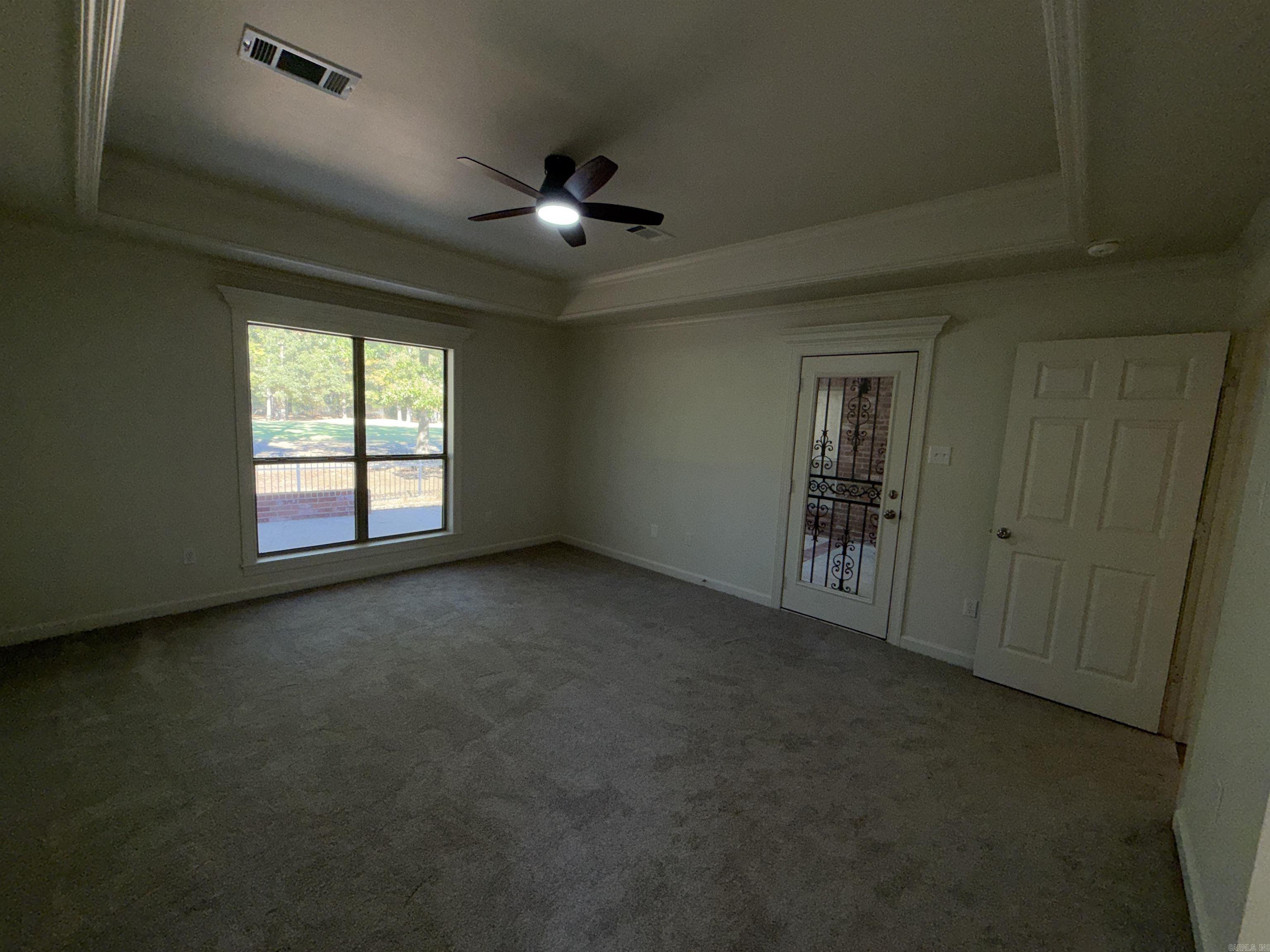COUNTRY CLUB OF ARK THE - Residential