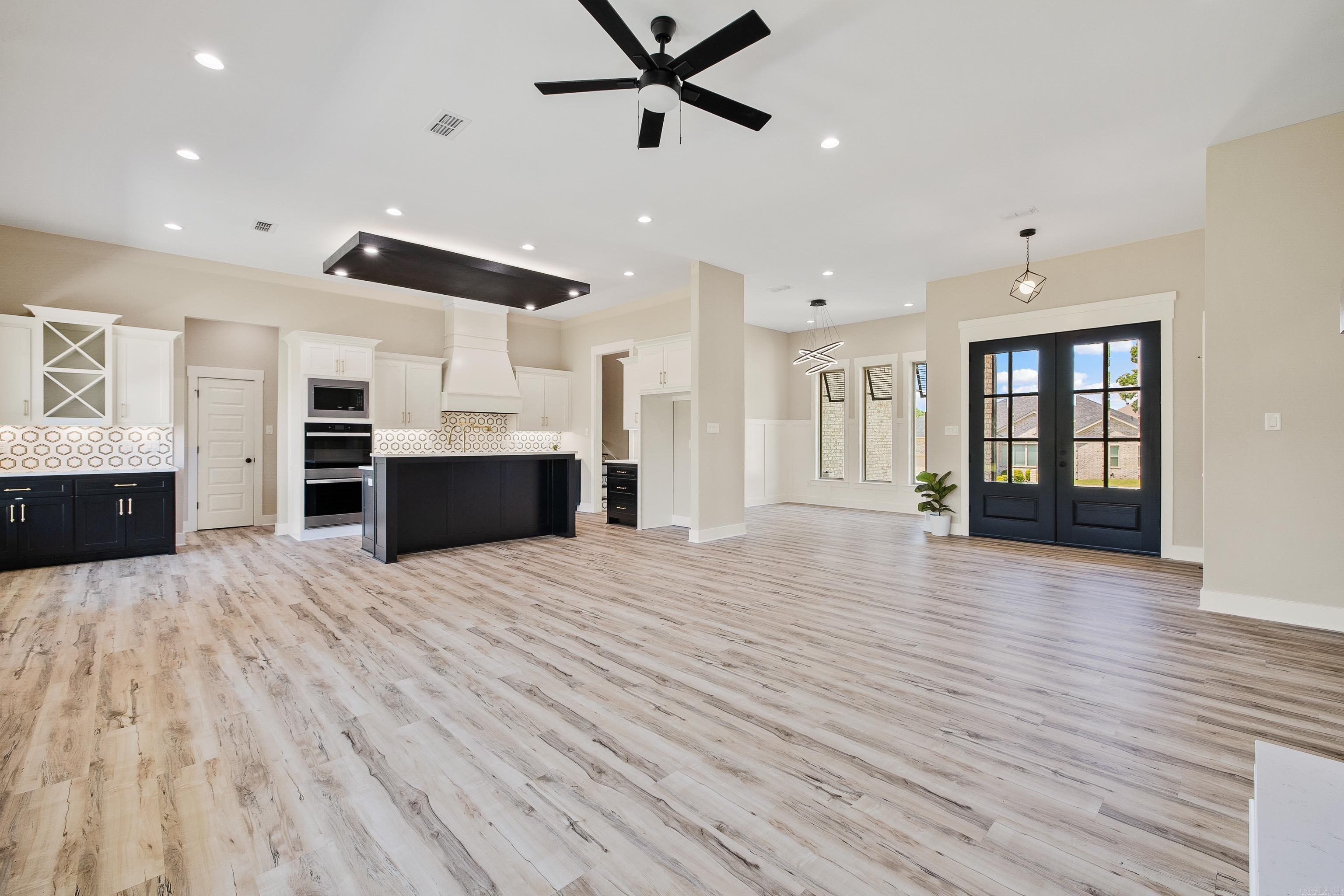 GREYSTONE - Residential