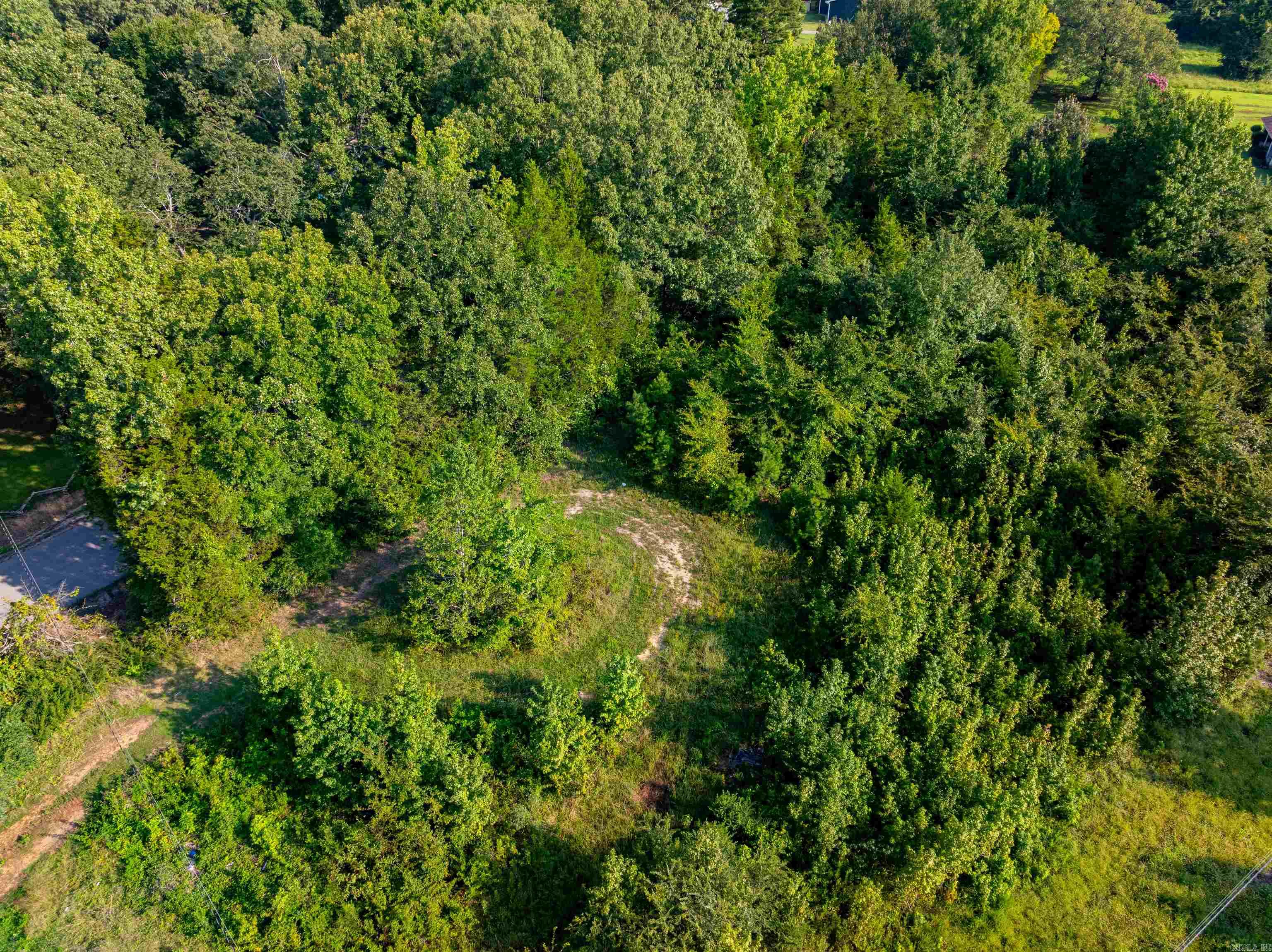 SOUTHSIDE M&B - Land