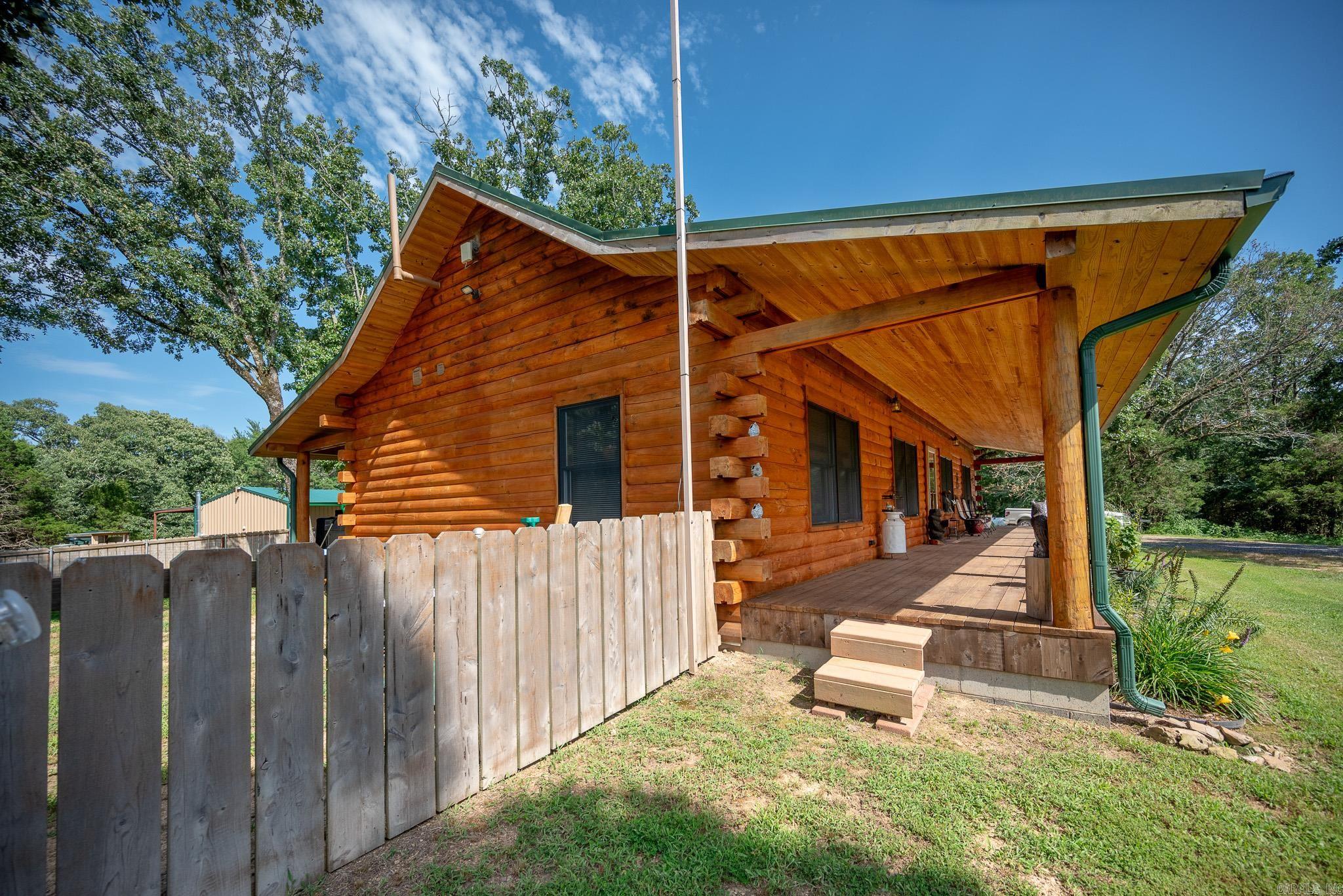 Mena Acreage - Residential