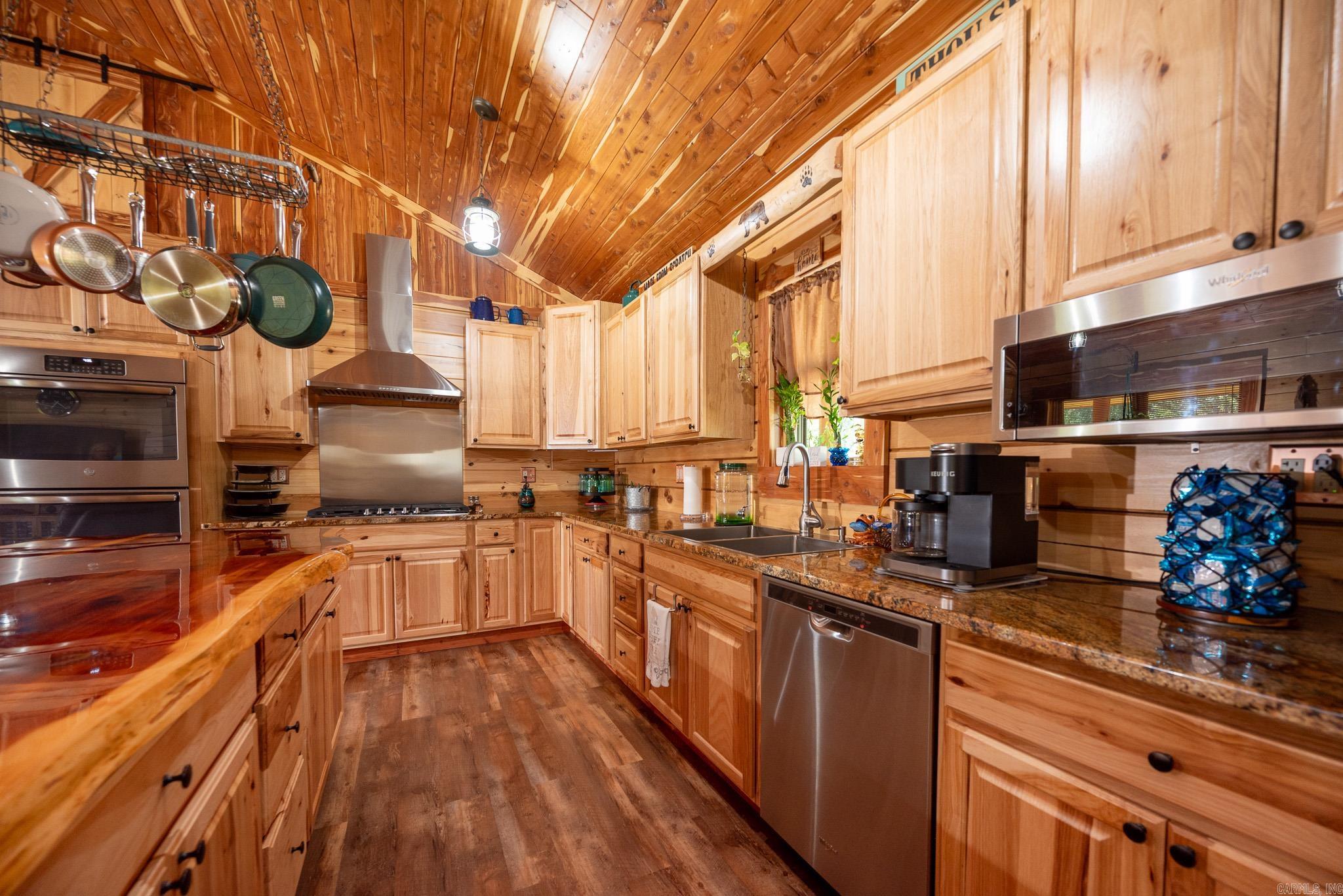 Mena Acreage - Residential