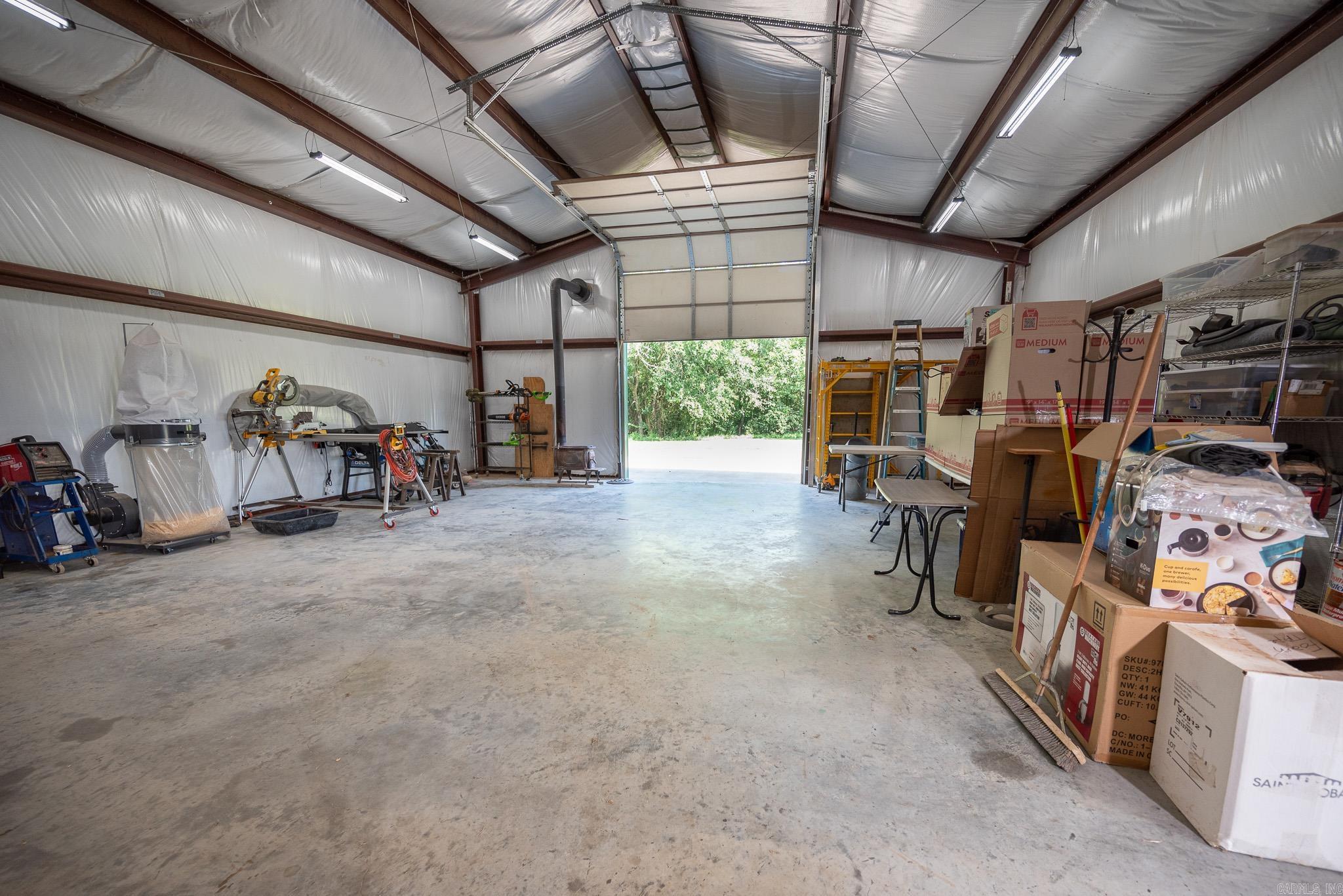 Mena Acreage - Residential