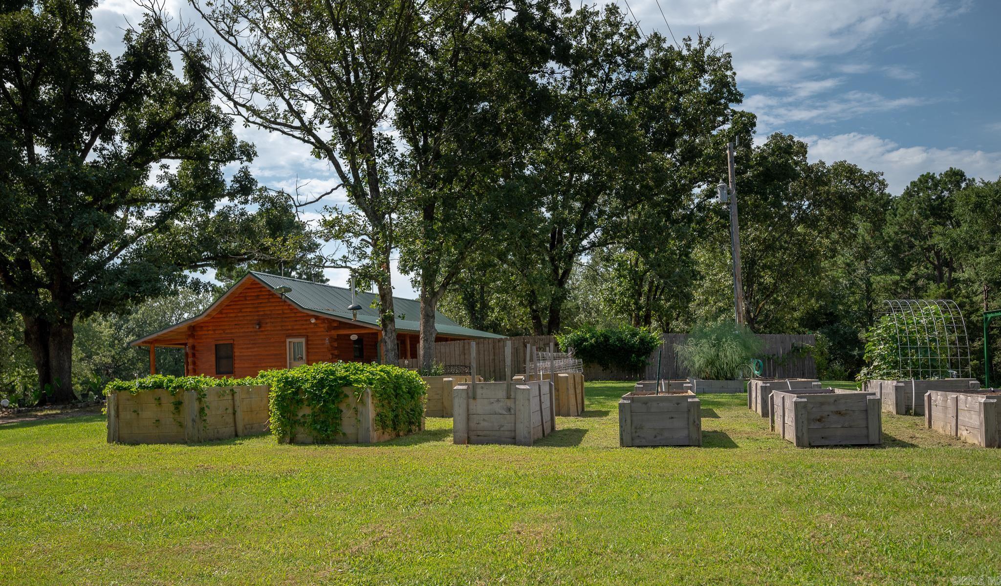 Mena Acreage - Residential