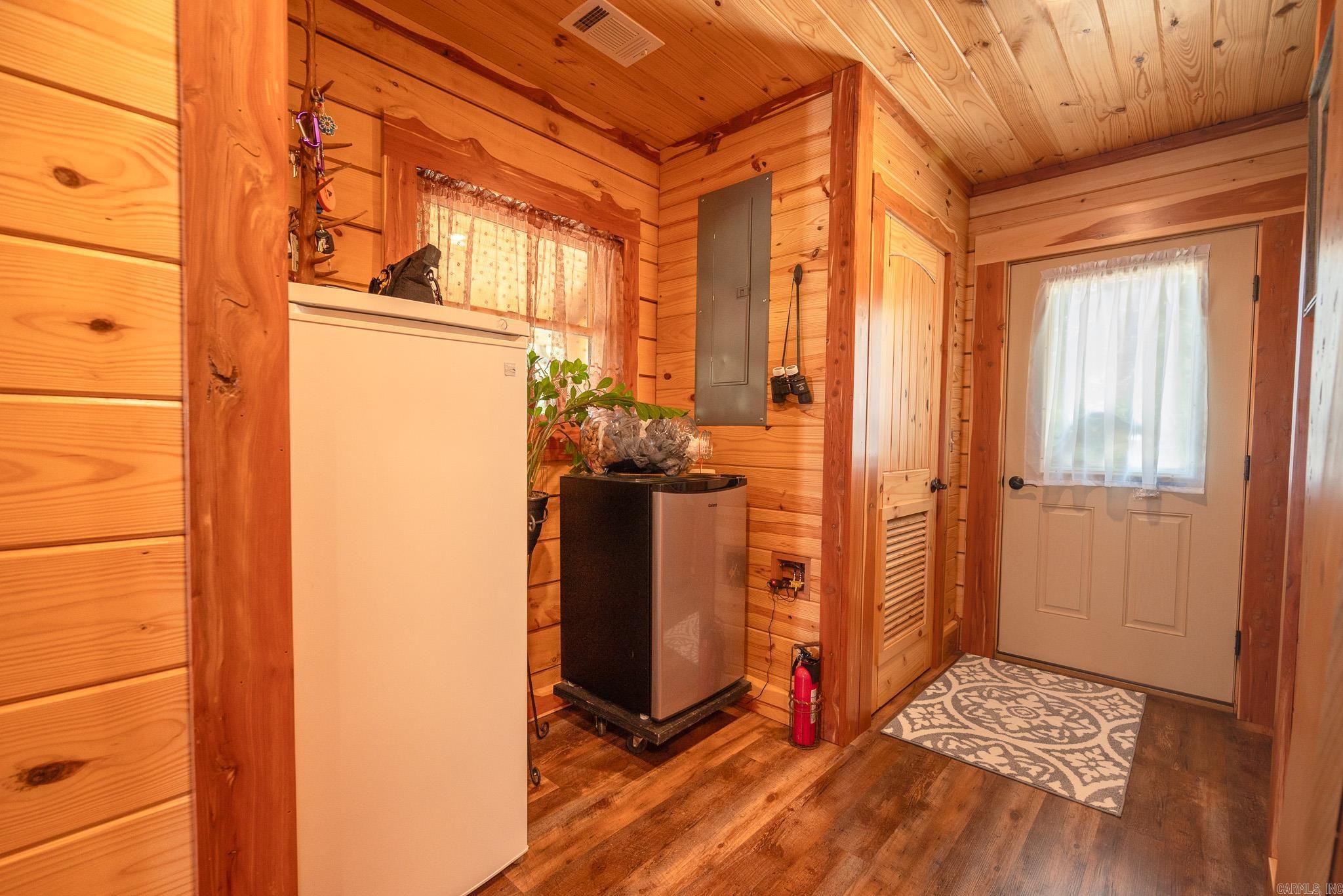 Mena Acreage - Residential