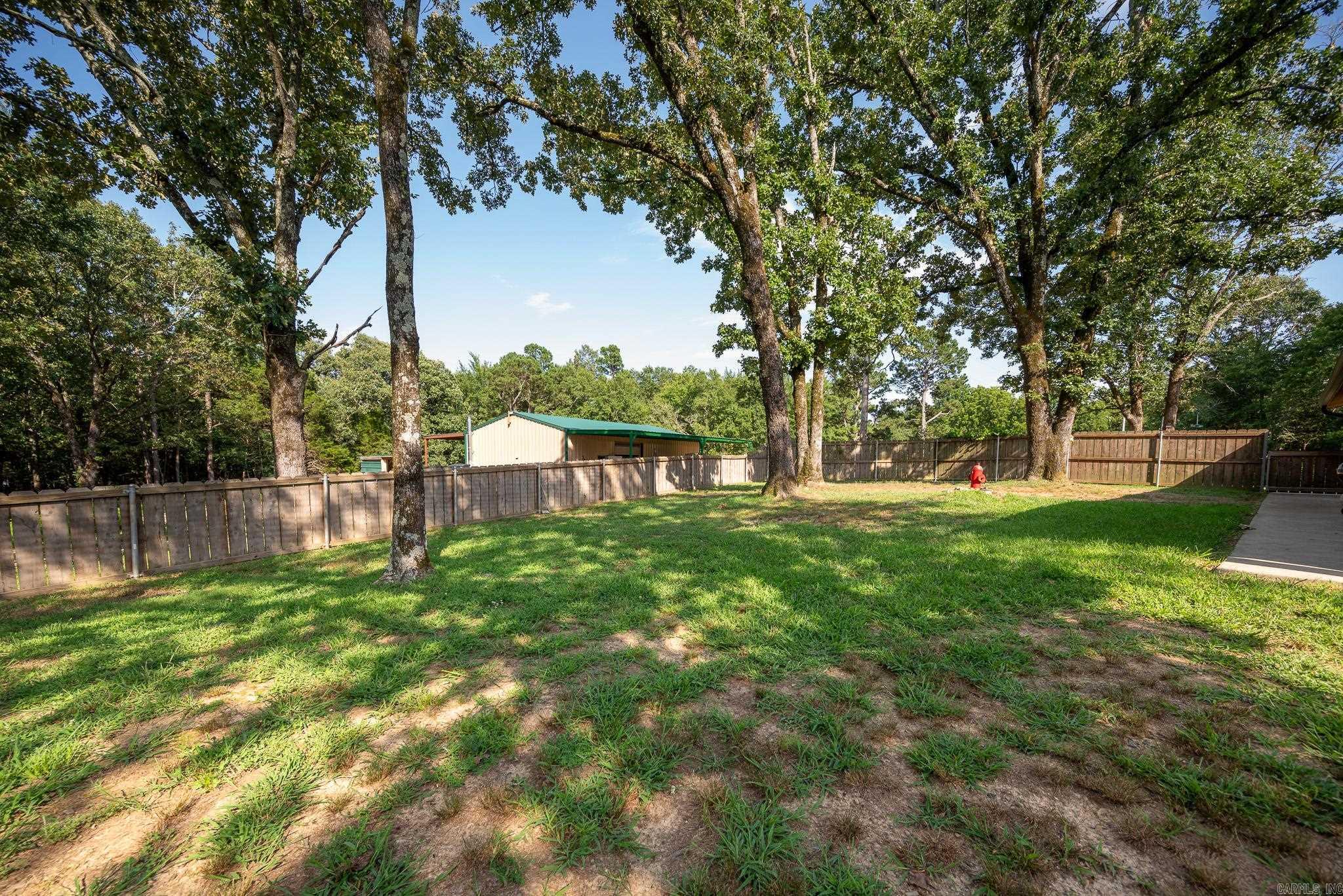 Mena Acreage - Residential