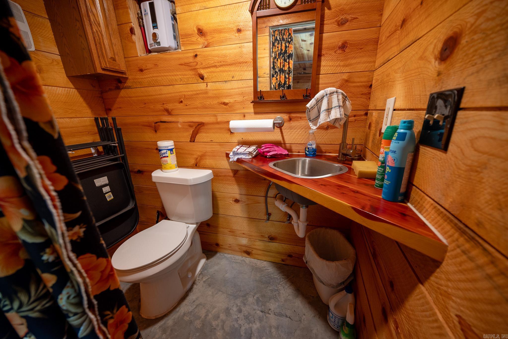 Mena Acreage - Residential