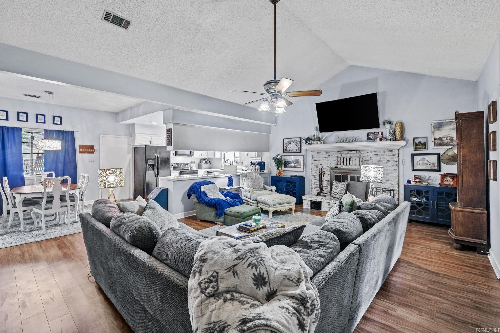 RIVERLAND - Residential