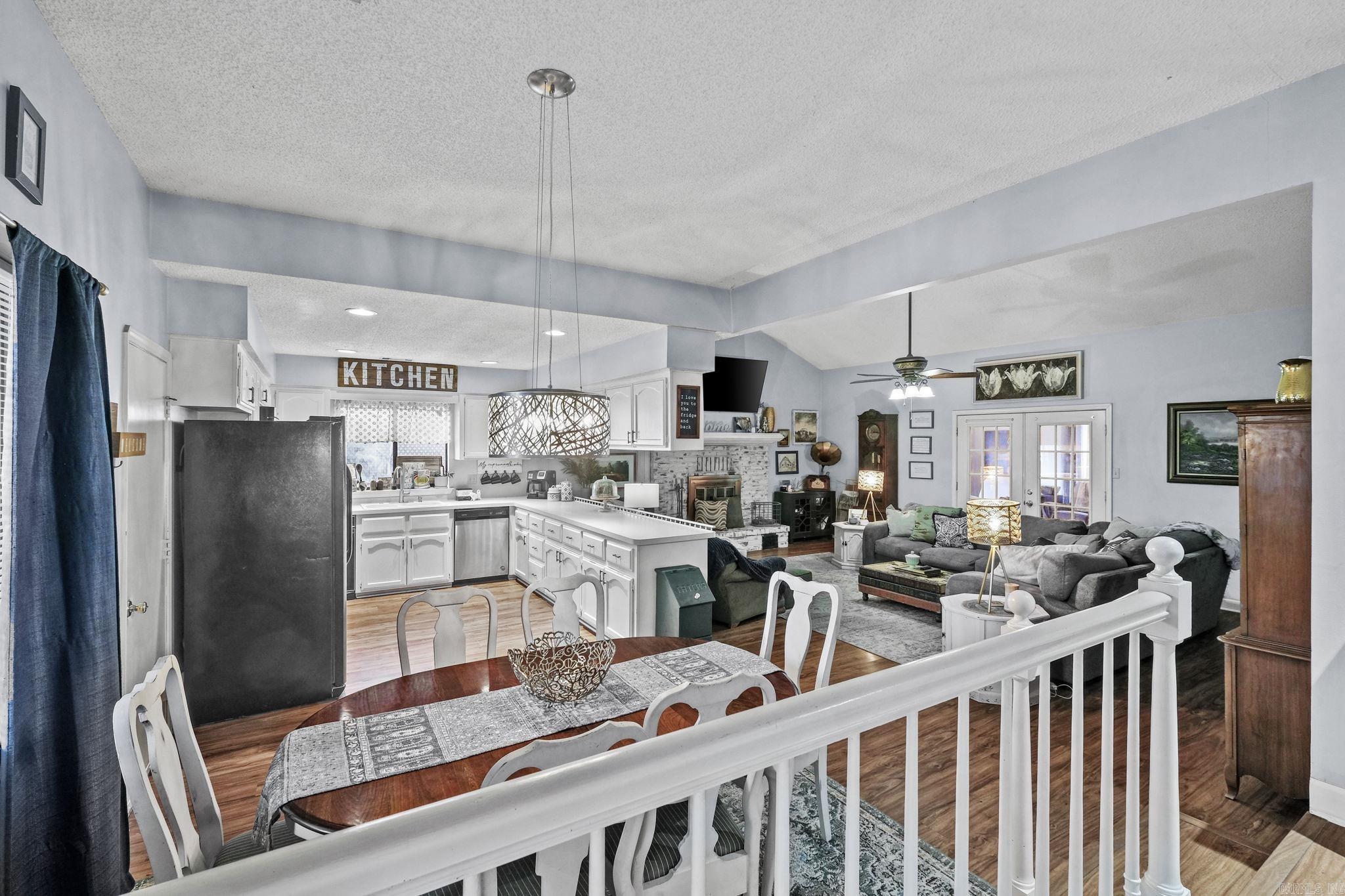 RIVERLAND - Residential