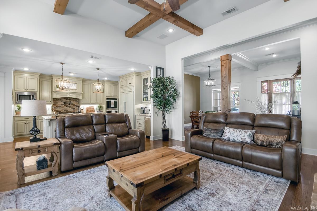 EAGLE RIDGE ESTATES - Residential