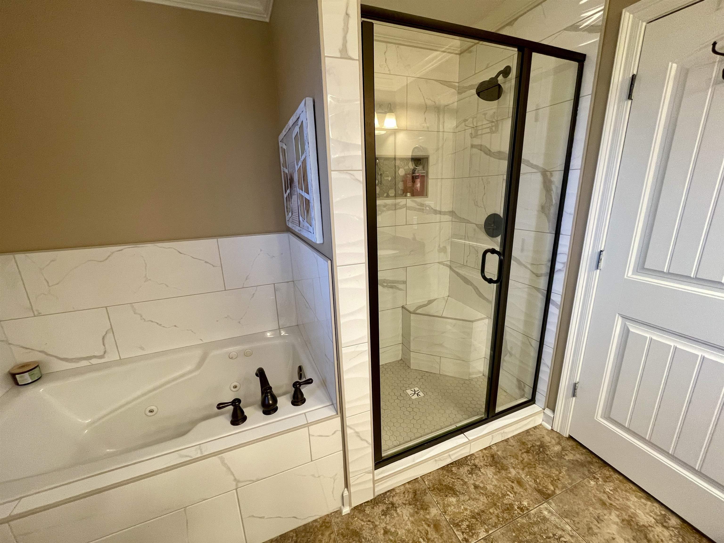 RIVER OAKS - Residential