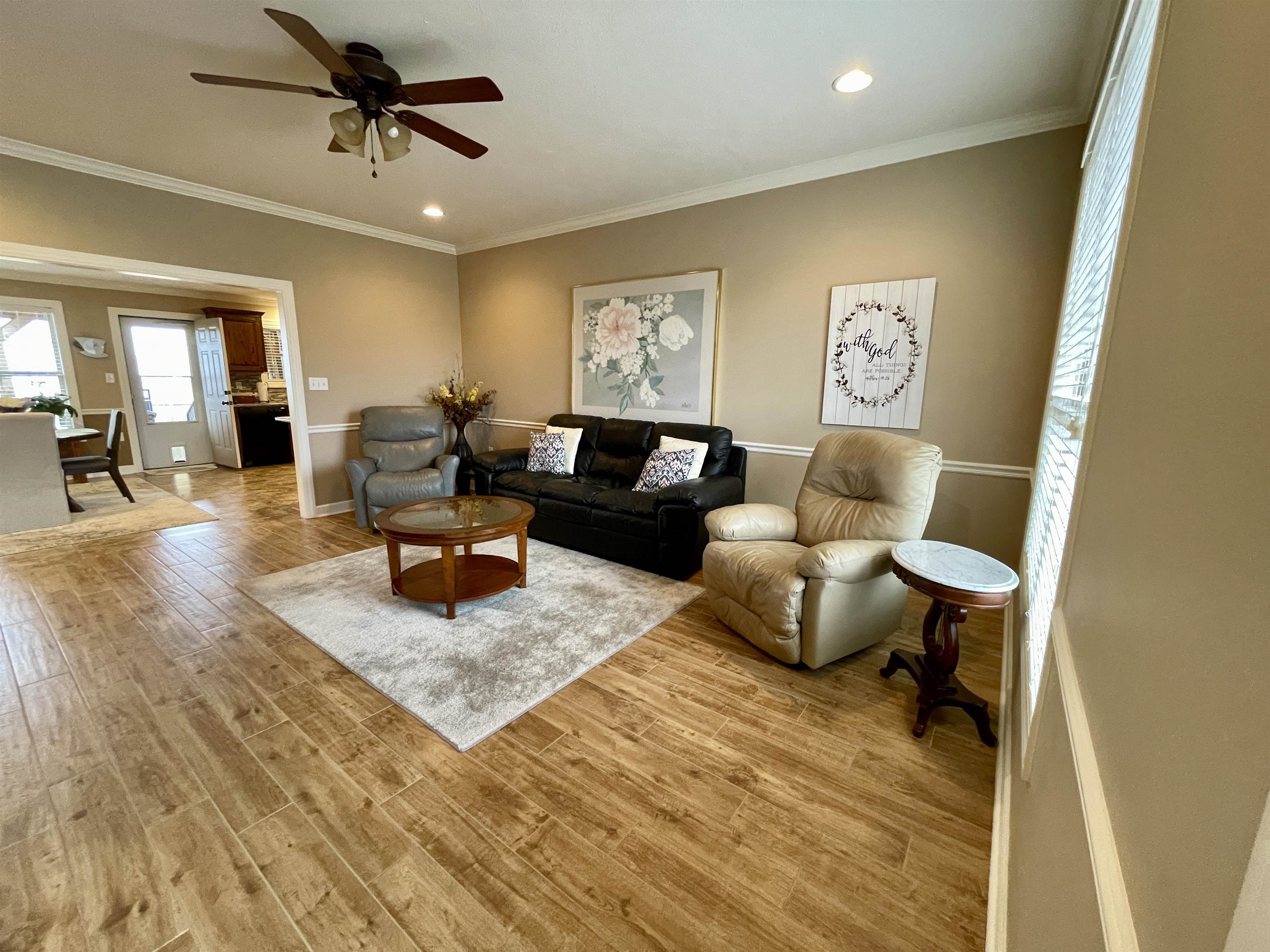 RIVER OAKS - Residential