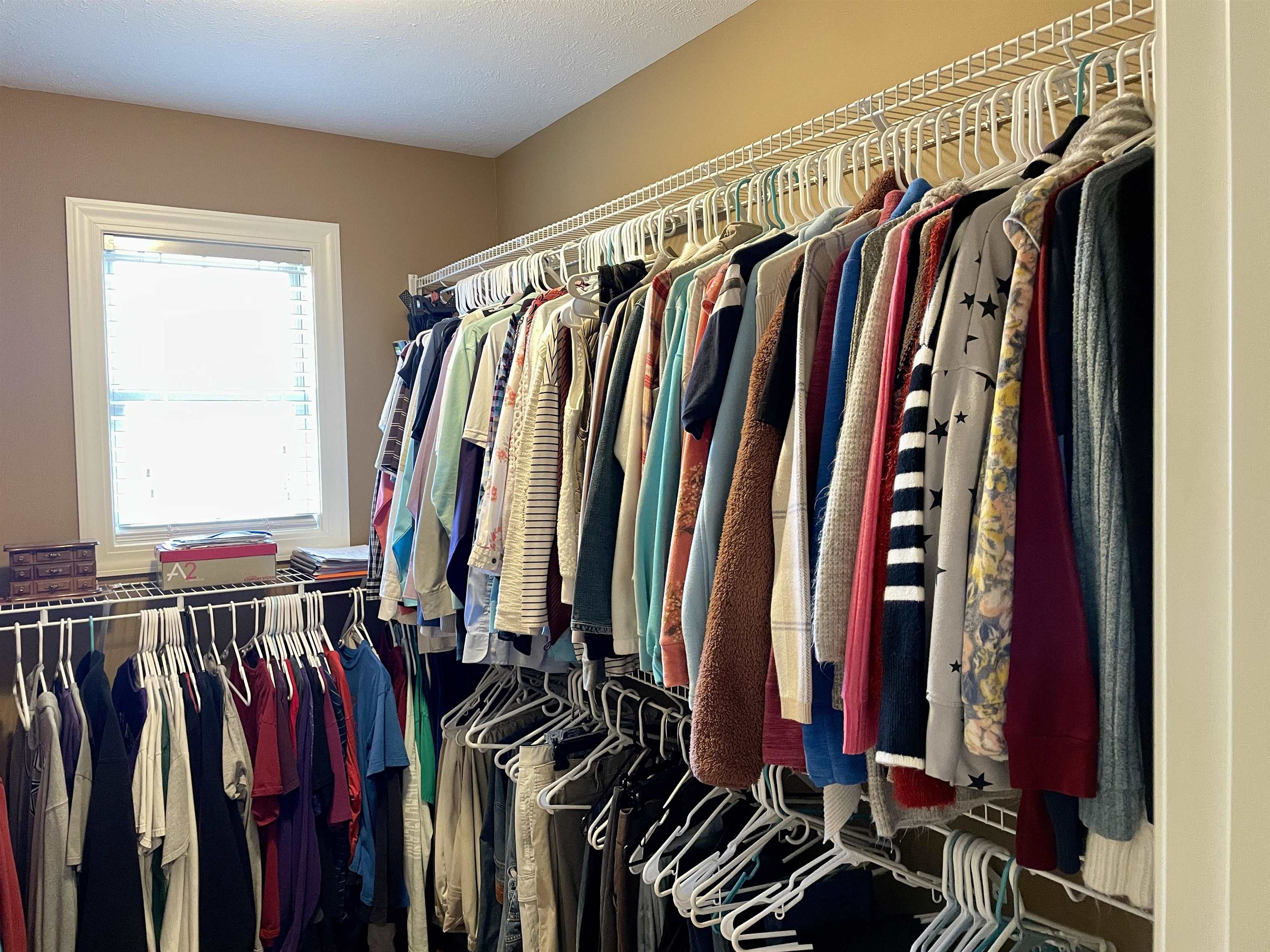 RIVER OAKS - Residential