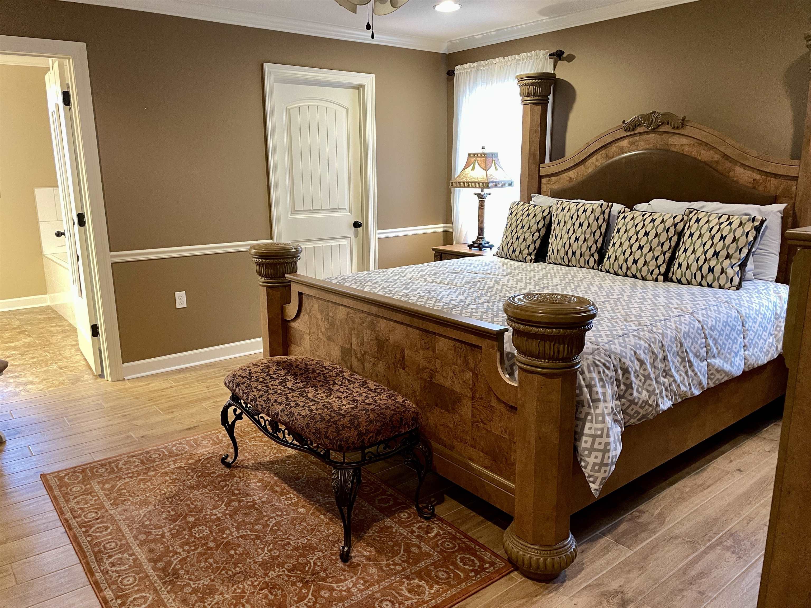 RIVER OAKS - Residential