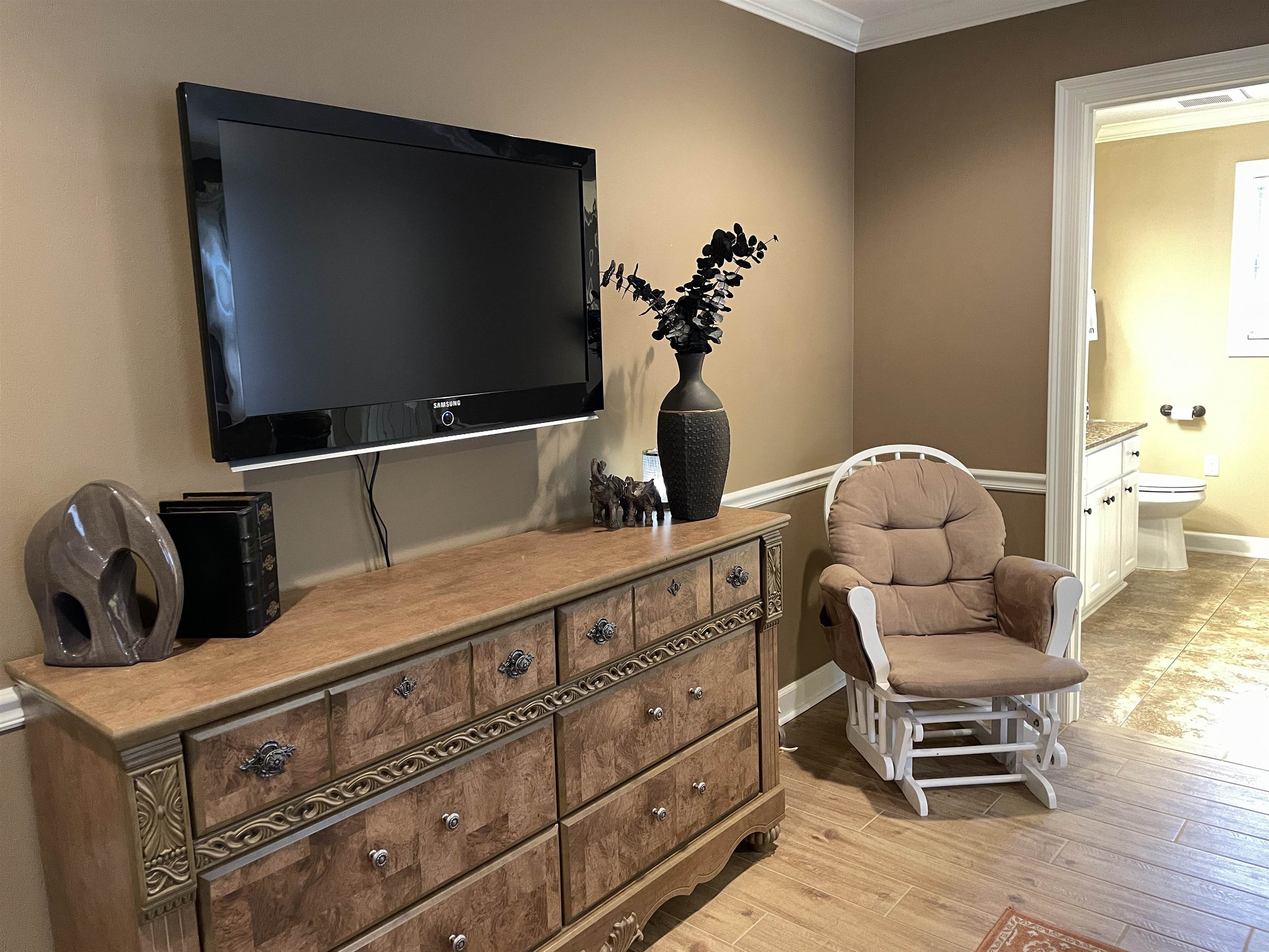 RIVER OAKS - Residential