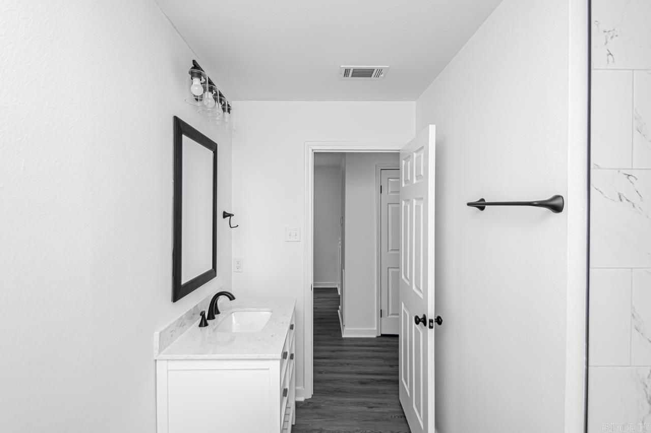 LUDINGTON HGTS - Residential