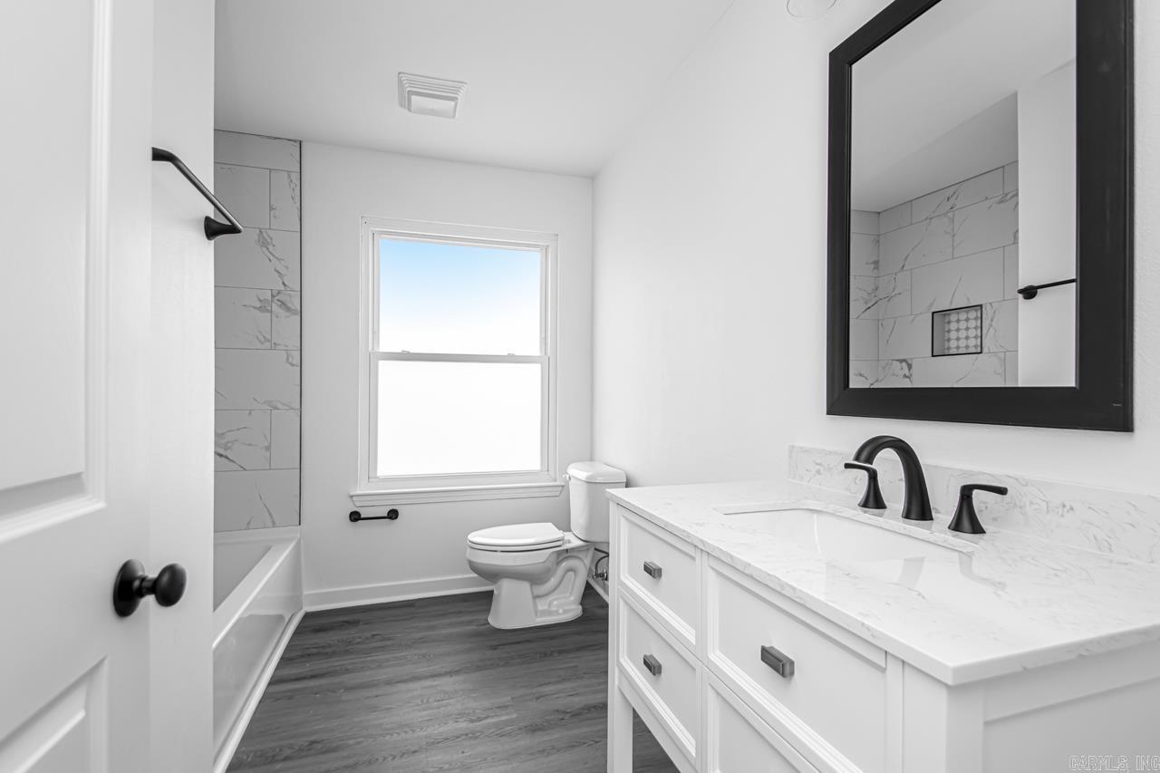 LUDINGTON HGTS - Residential