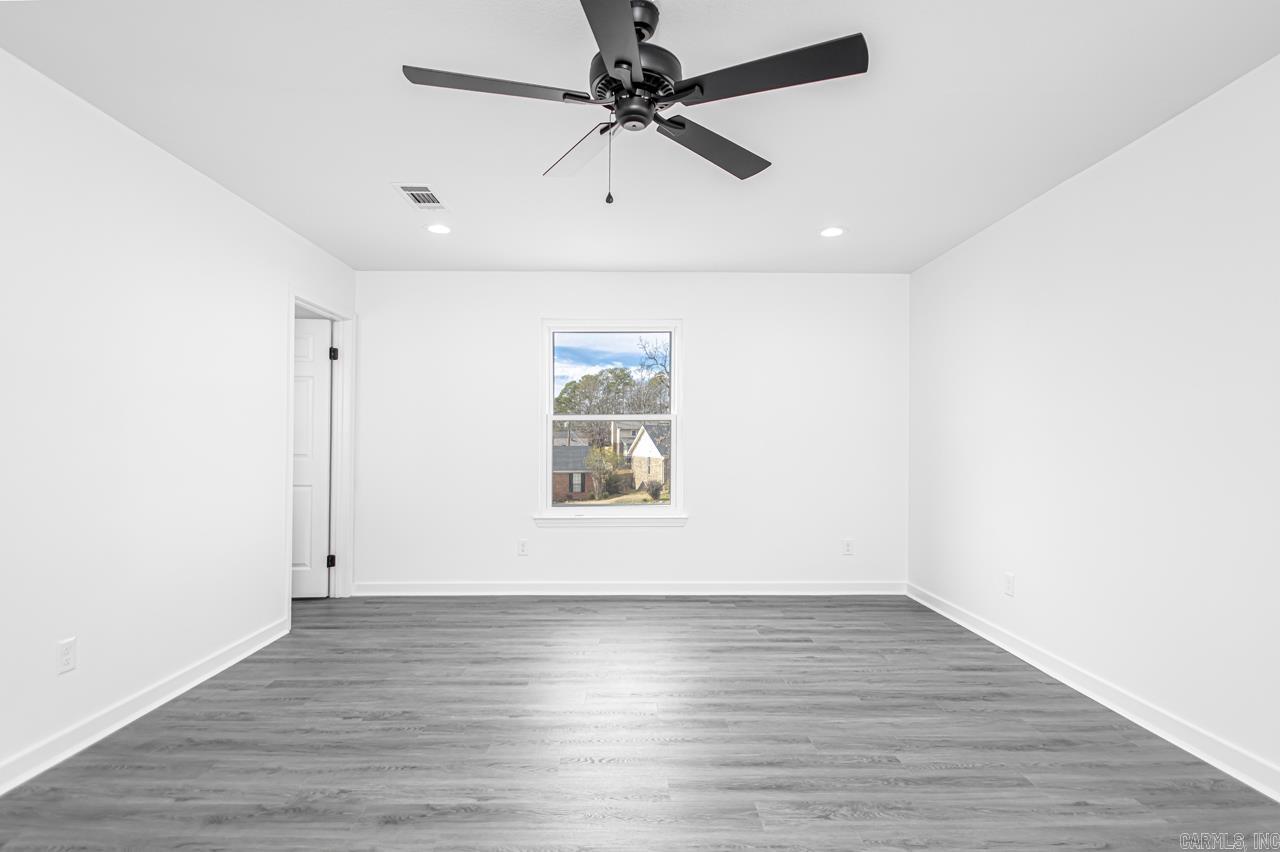 LUDINGTON HGTS - Residential