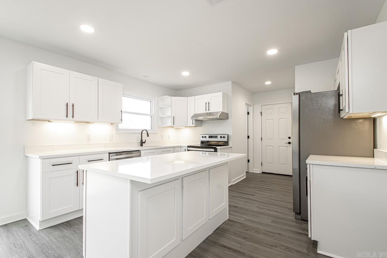 LUDINGTON HGTS - Residential