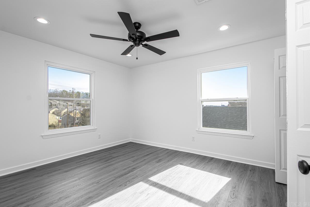 LUDINGTON HGTS - Residential