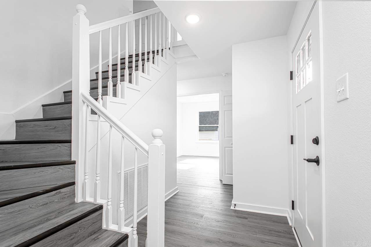 LUDINGTON HGTS - Residential