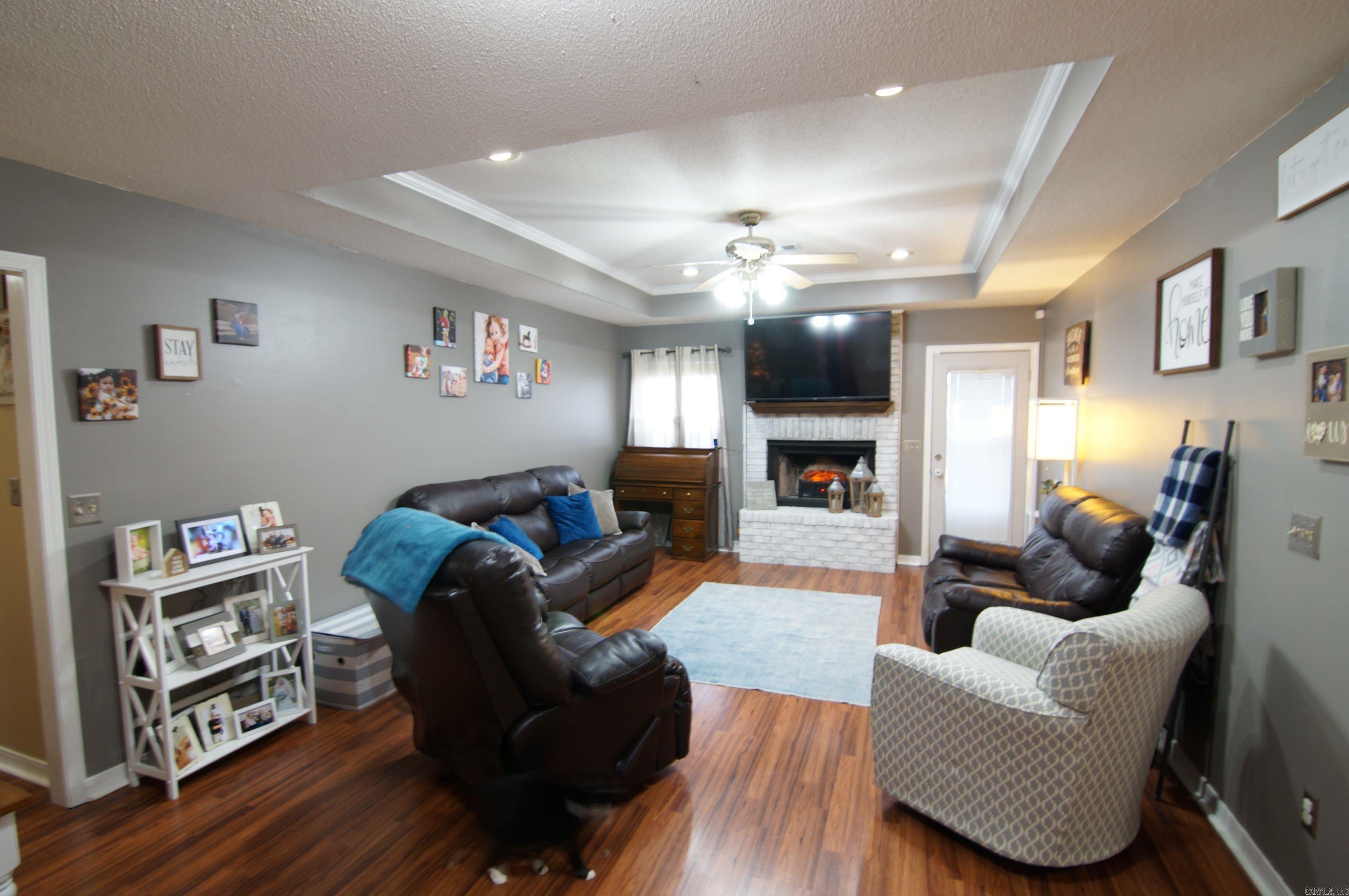 Lone Oak - Residential