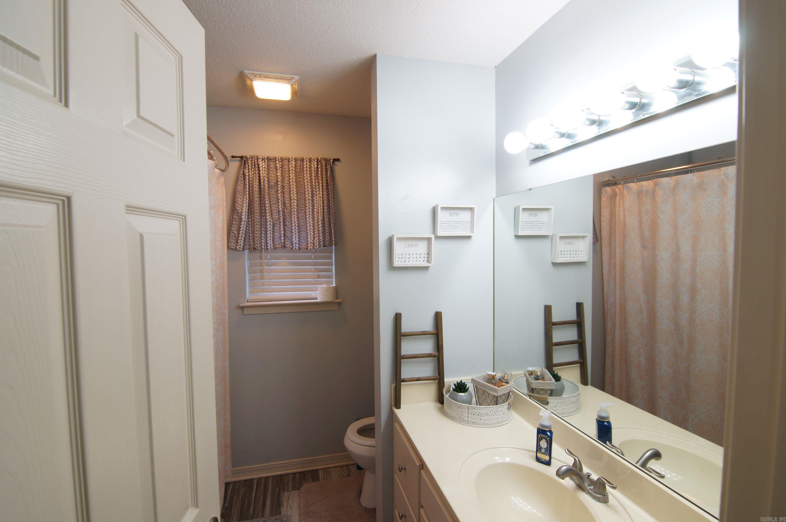 Lone Oak - Residential