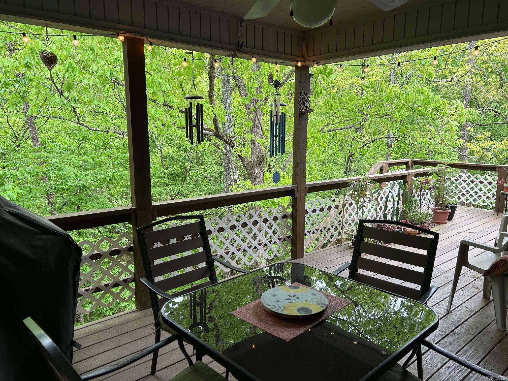 LANZA COURTS - Residential